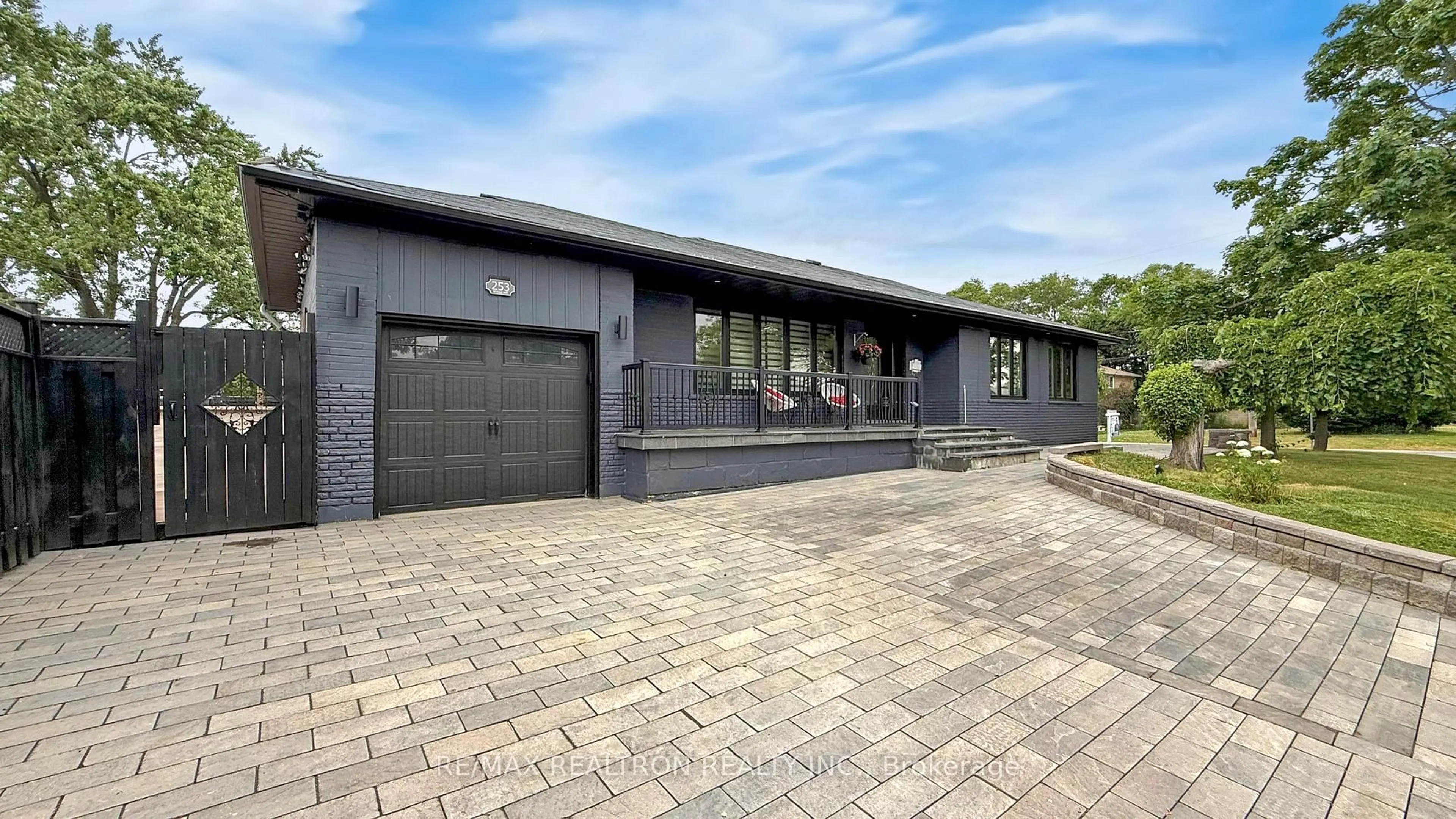 Home with brick exterior material, street for 253 Searle Ave, Toronto Ontario M3H 4C1