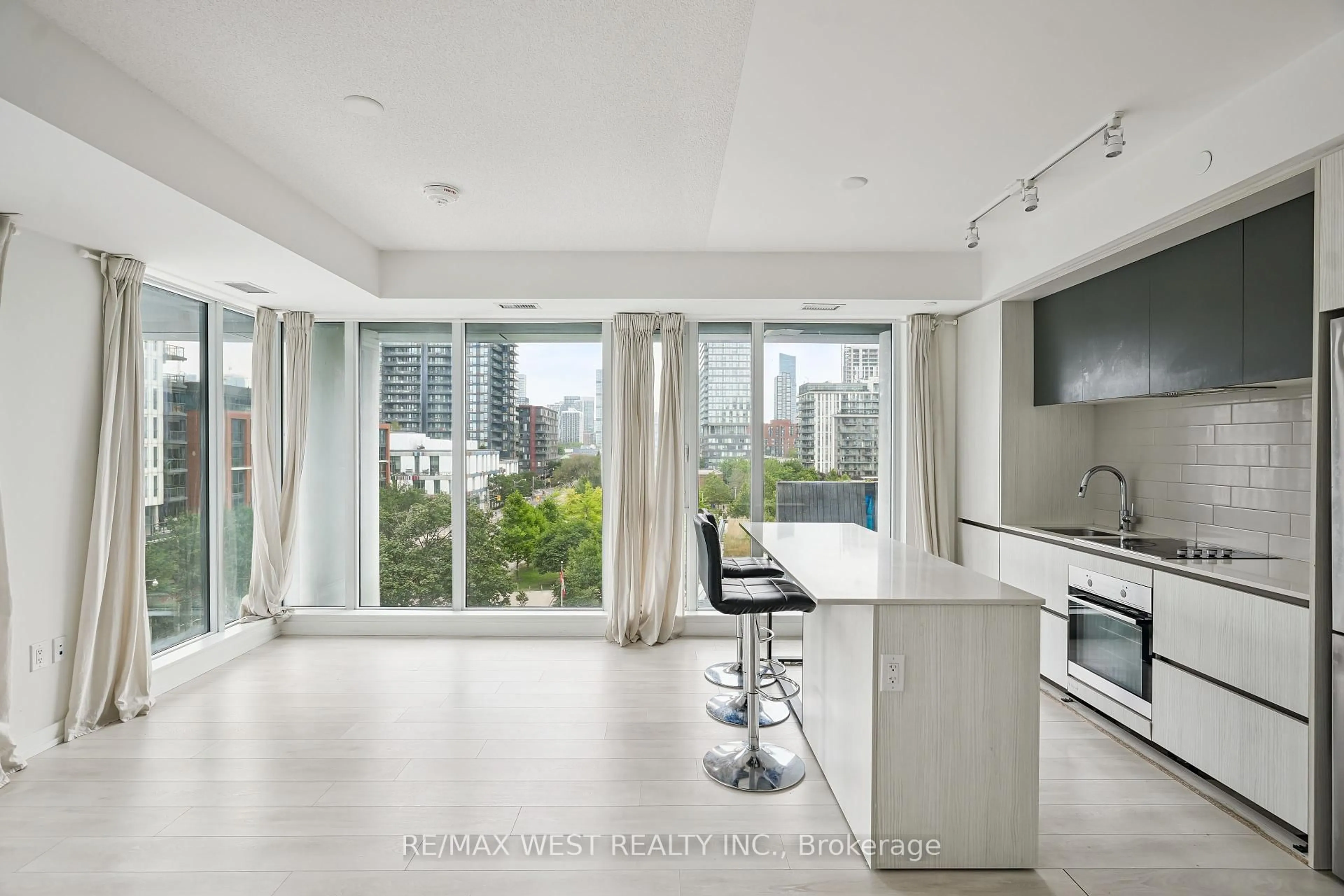 Open concept kitchen, unknown for 225 Sumach St #505, Toronto Ontario M5A 0P8
