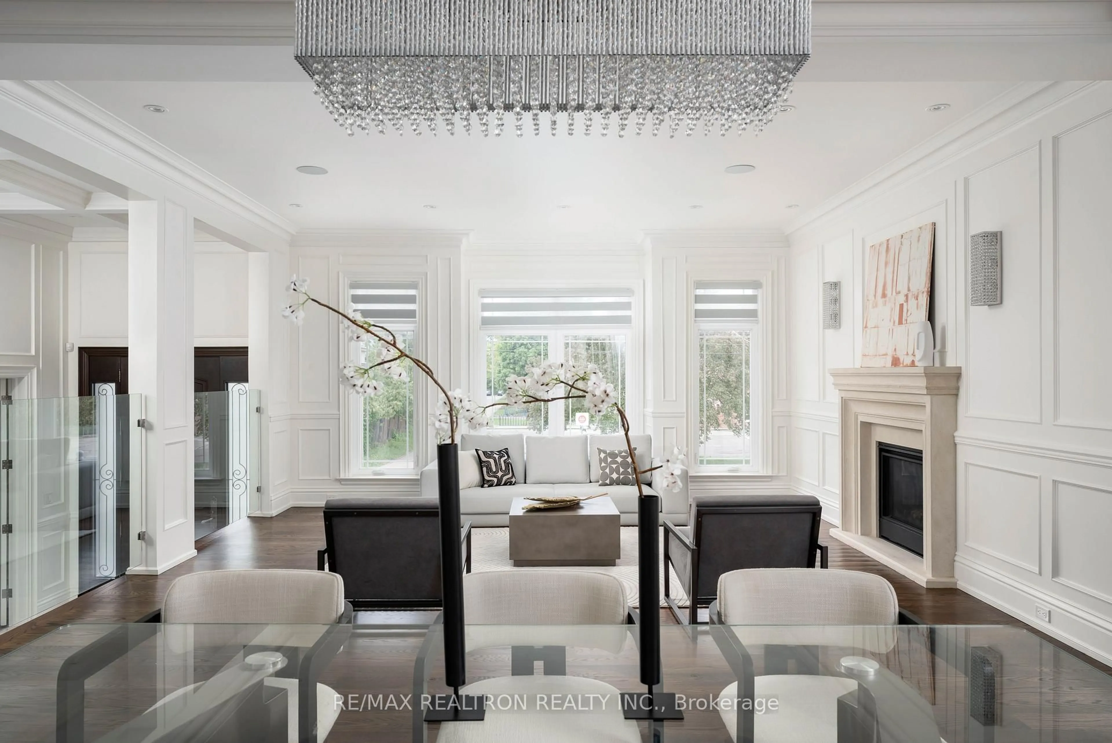 Dining room, unknown for 255 Ellerslie Ave, Toronto Ontario M2N 1Y5