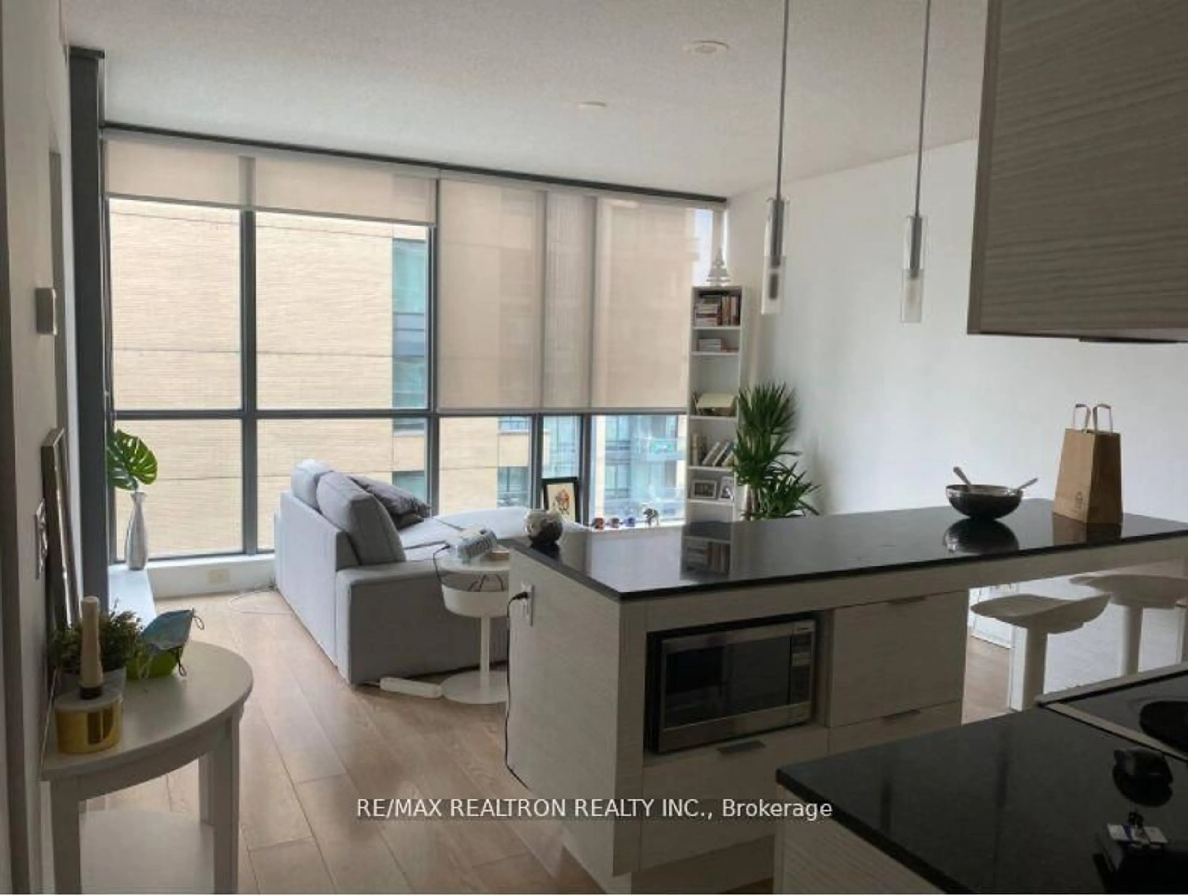 Open concept kitchen, unknown for 8 Charlotte St #1008, Toronto Ontario M5V 0K4