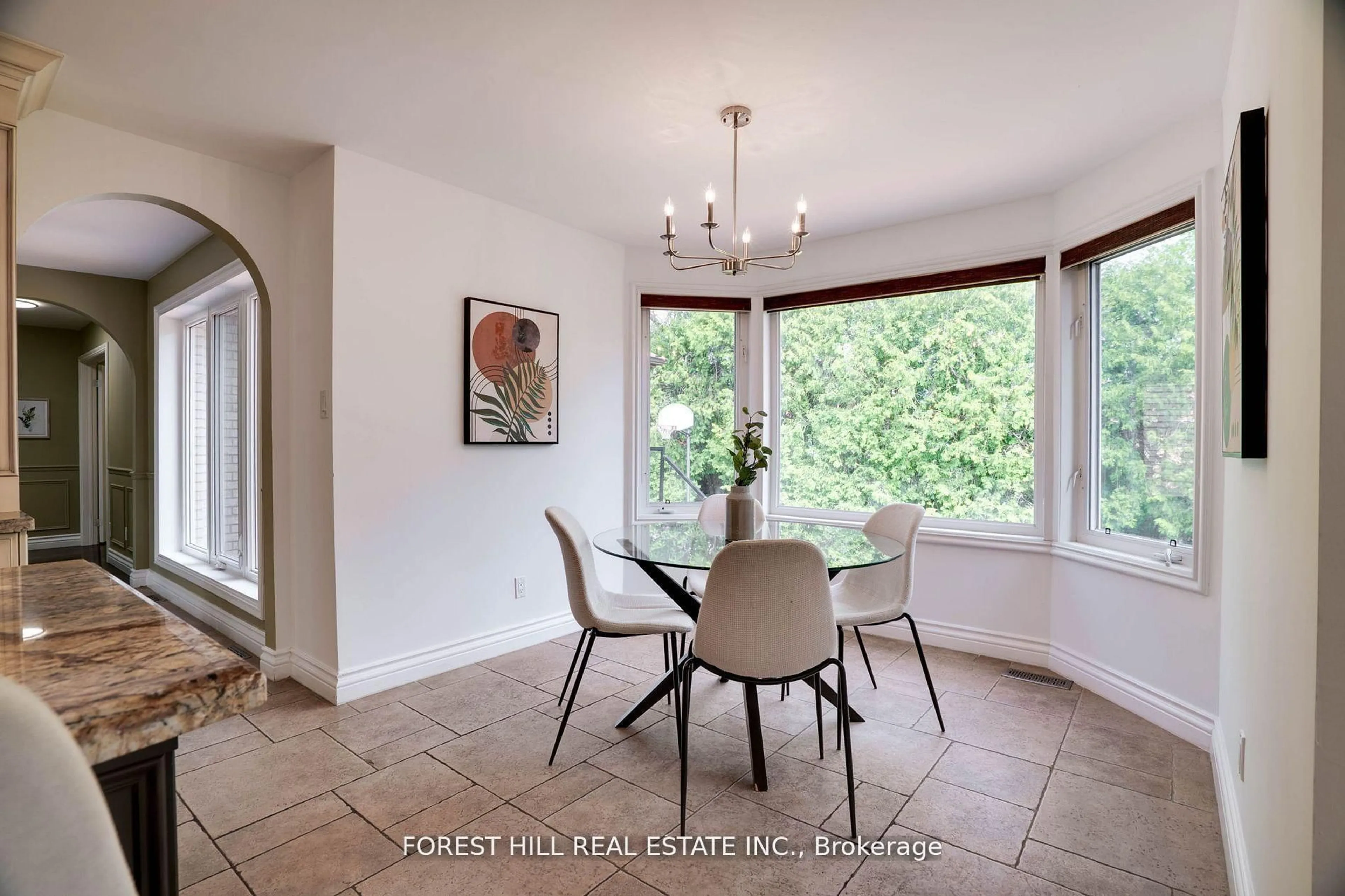 Dining room, ceramic/tile floor for 244 Waterloo Ave, Toronto Ontario M3H 3Z4