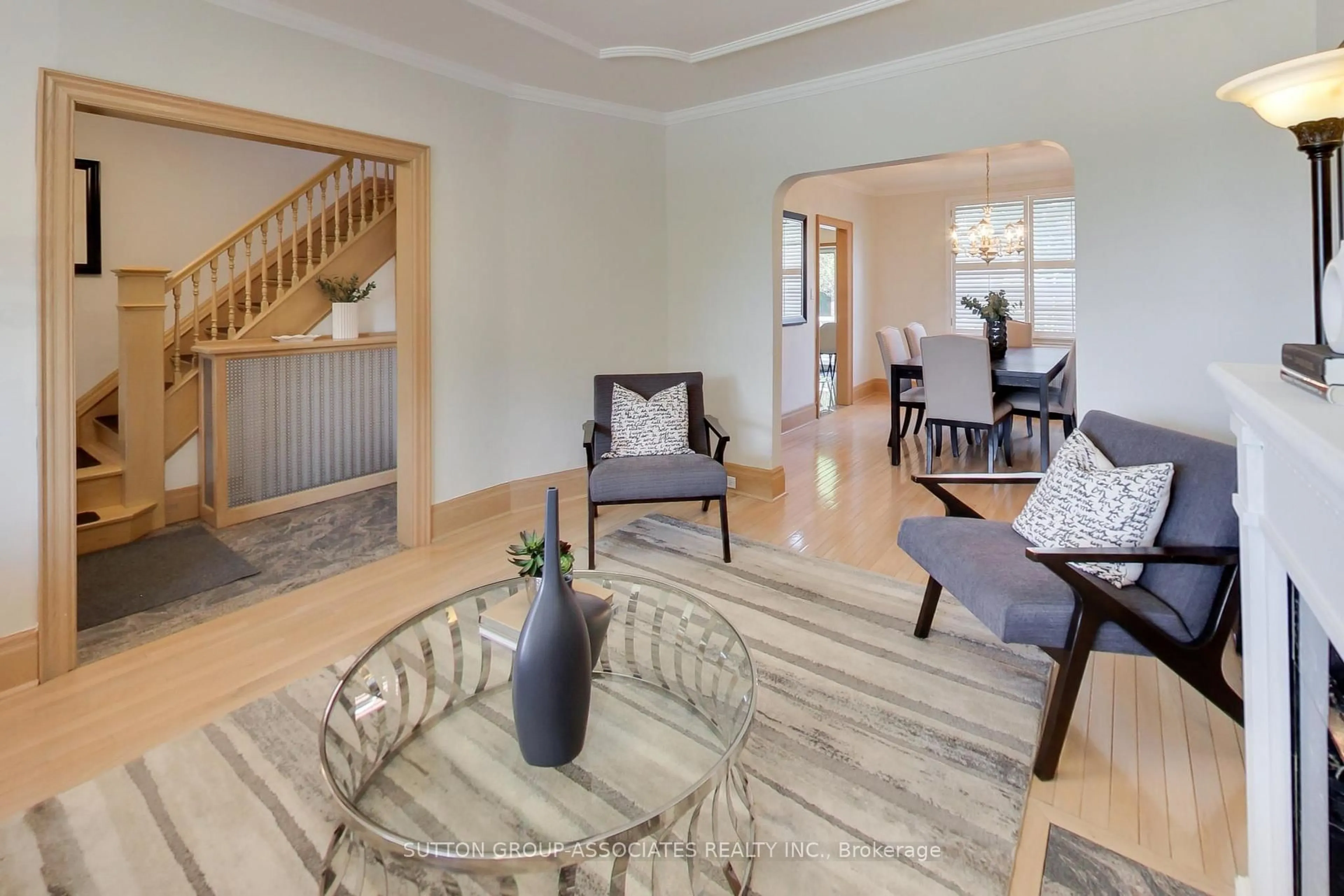 Living room with furniture, unknown for 155 Maplewood Ave, Toronto Ontario M6C 1J8