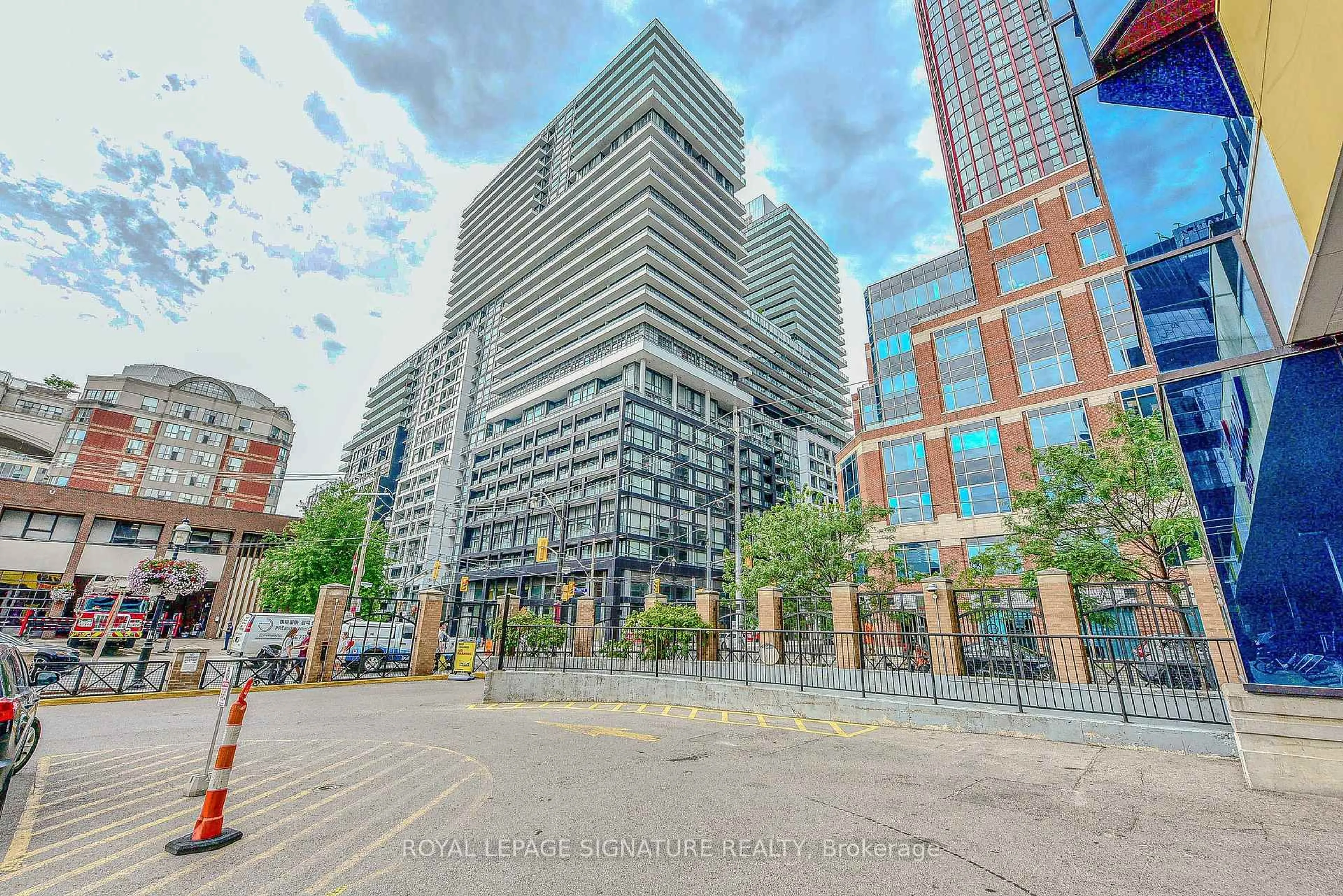 Blurry image for 135 Lower Sherbourne St #1236, Toronto Ontario M5A 1Y4