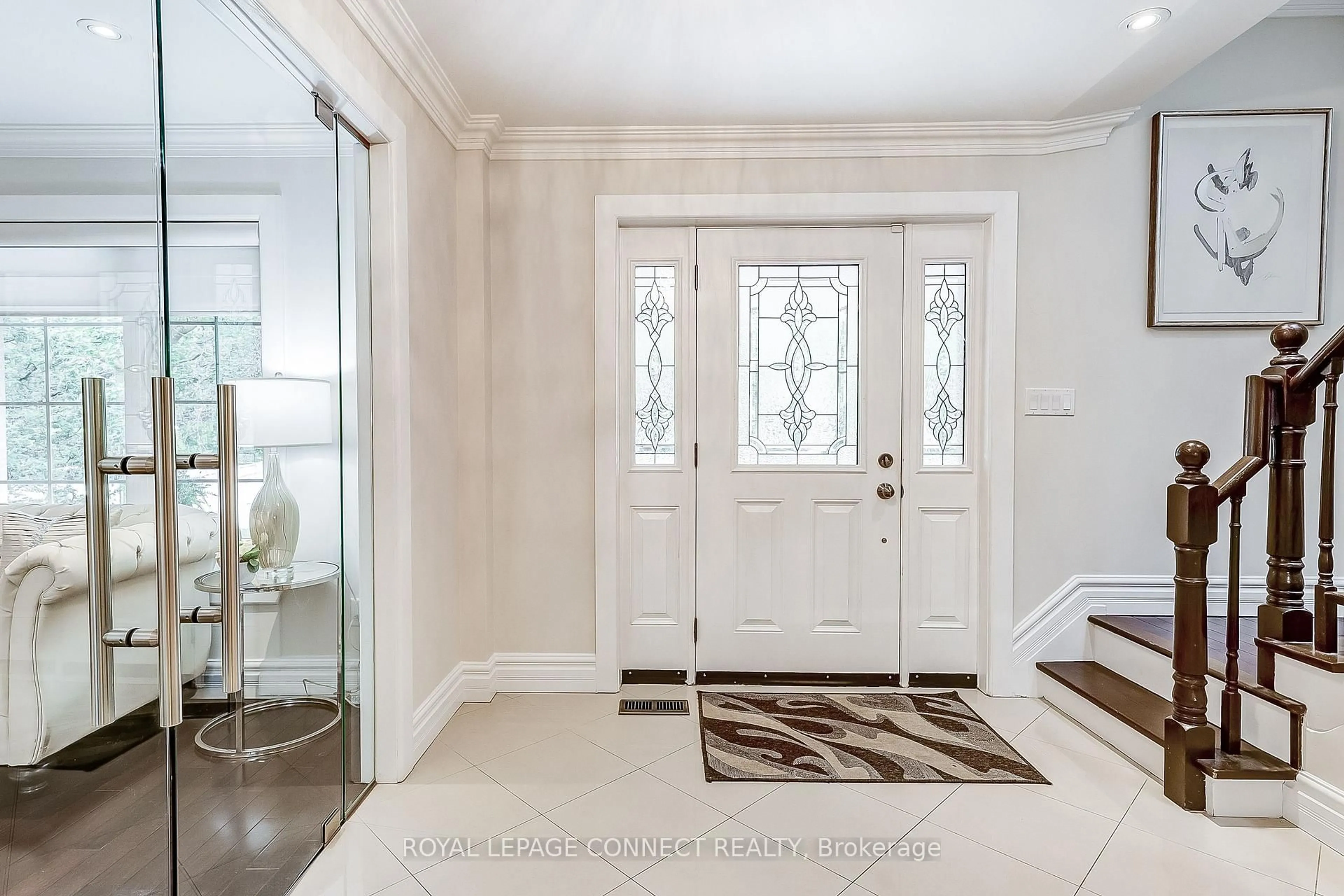 Indoor entryway for 73 Cassandra Blvd, Toronto Ontario M3A 1S7