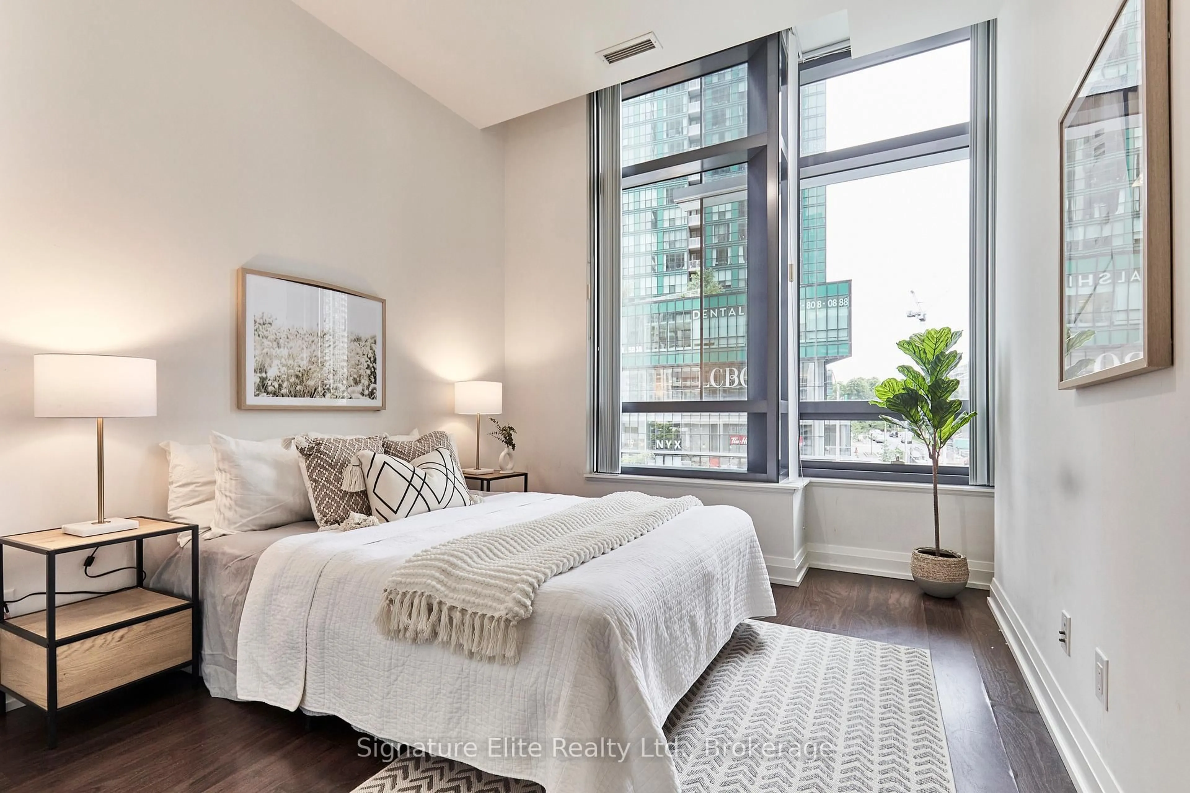 Bedroom with bed, unknown for 2 Anndale Dr #203, Toronto Ontario M2N 0G5