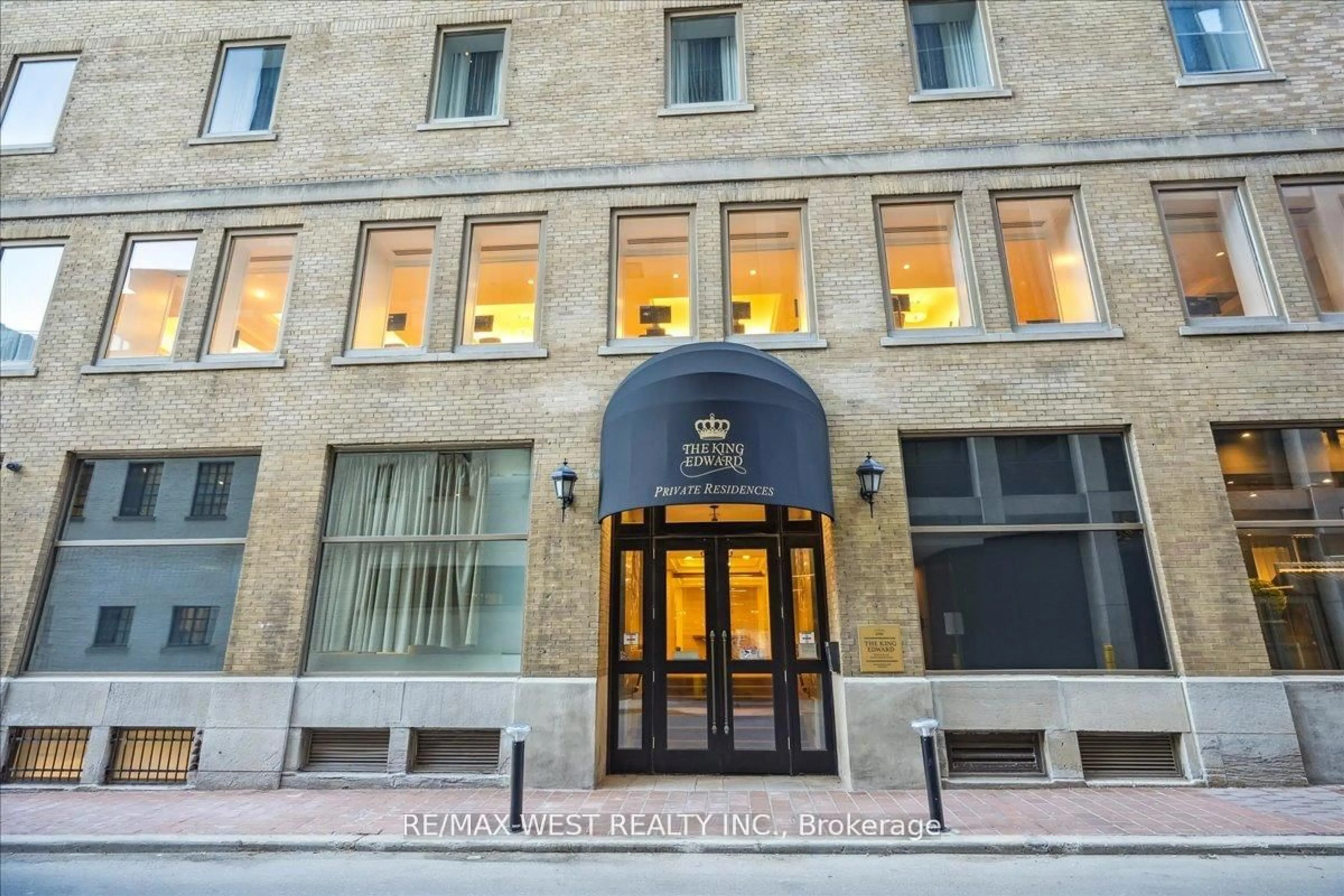 Lobby for 22 Leader Lane #545, Toronto Ontario M5E 0B2