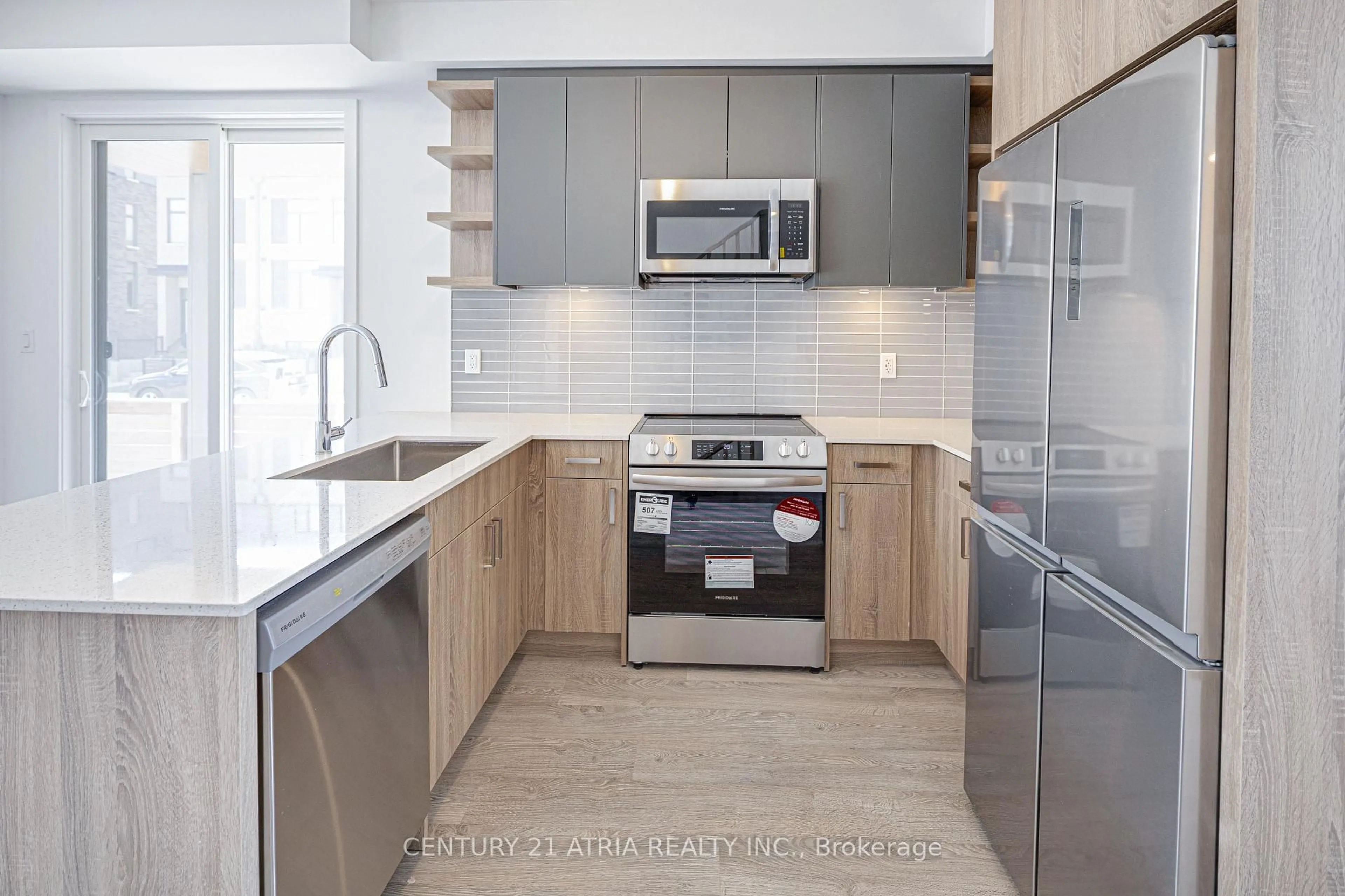 Standard kitchen, ceramic/tile floor for 55 Hooyo Terr, Toronto Ontario M6A 0G1