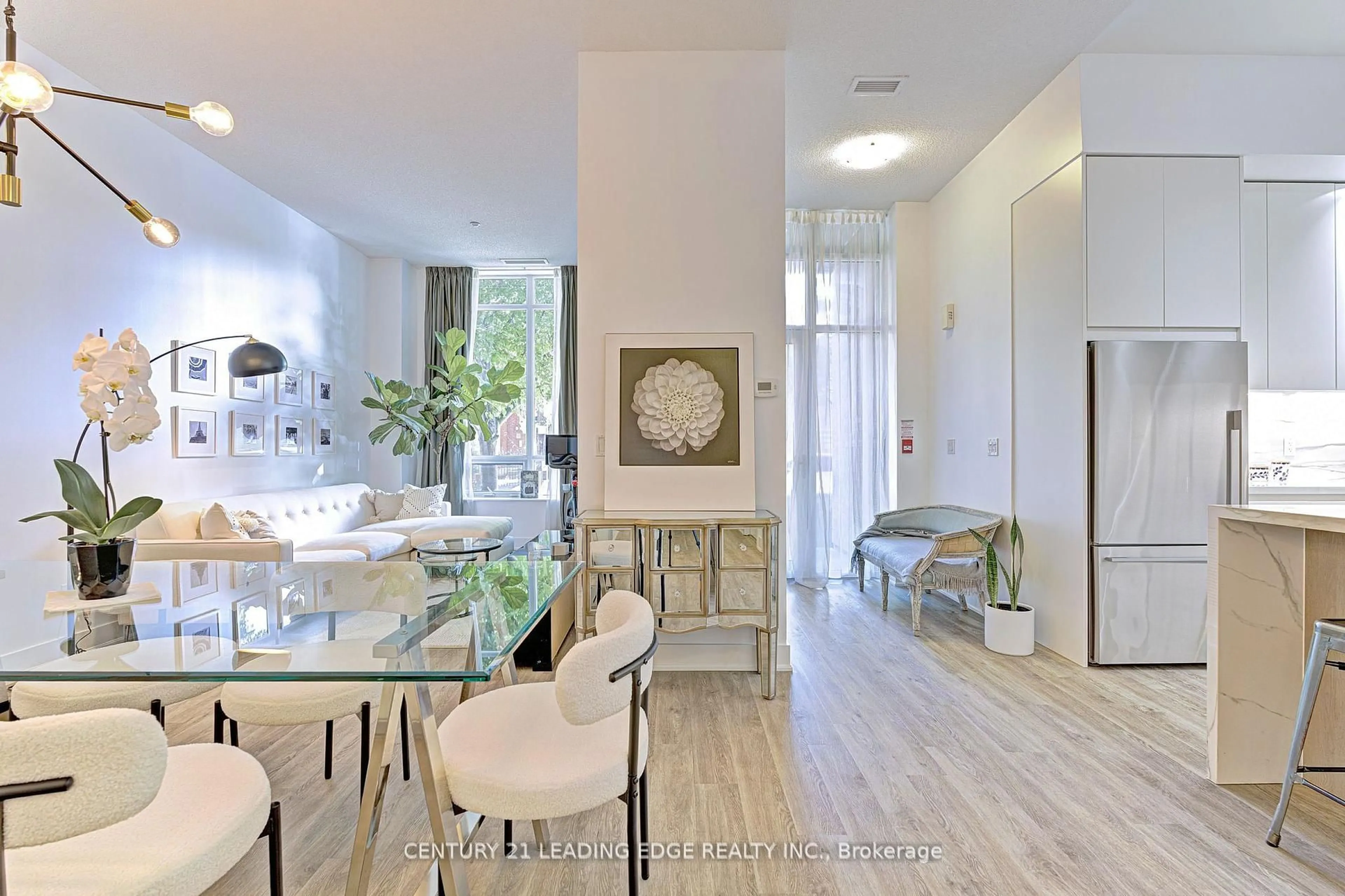 Unknown for 28 Linden St #103, Toronto Ontario M4Y 0A4