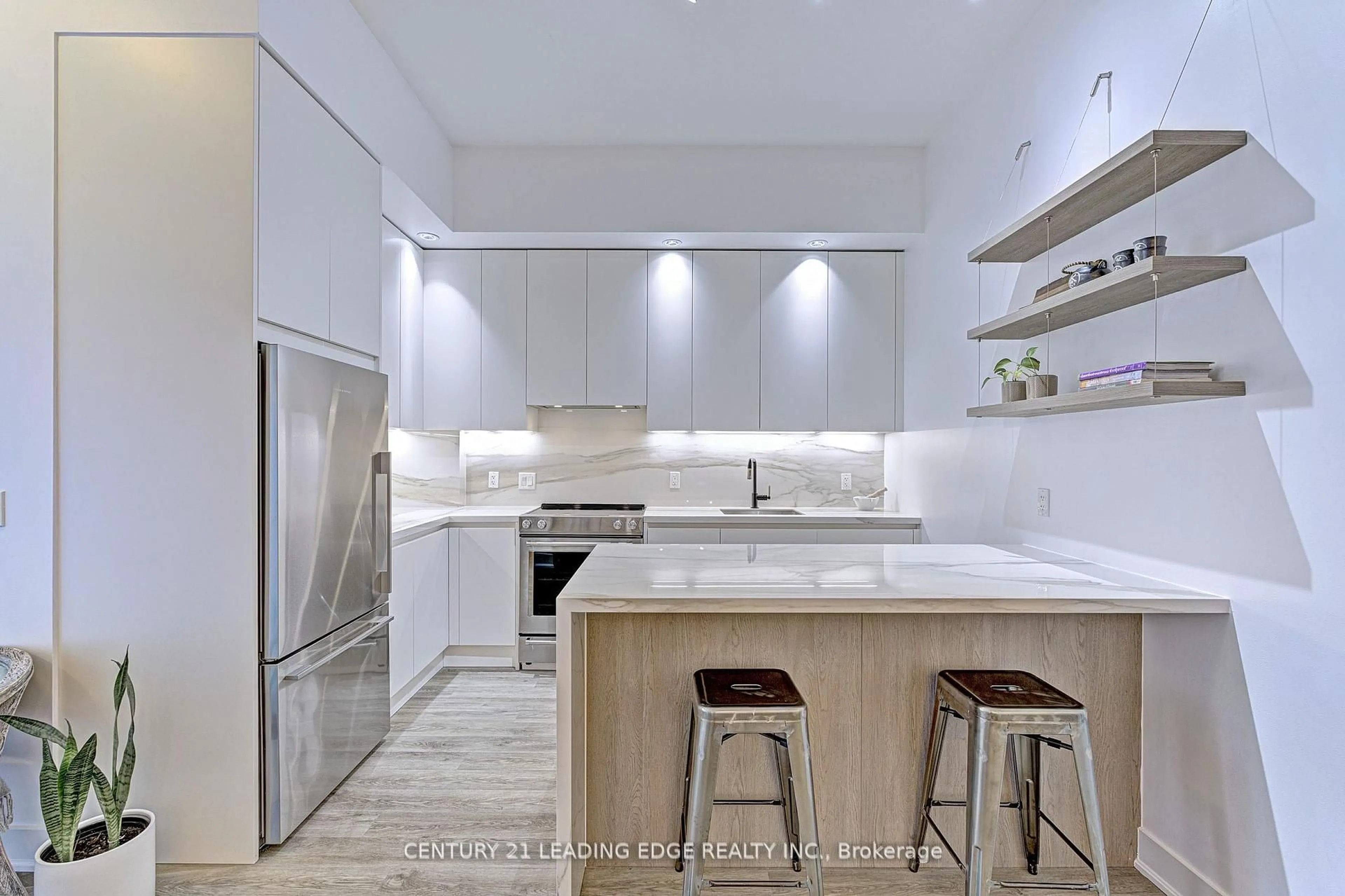 Contemporary kitchen, ceramic/tile floor for 28 Linden St #103, Toronto Ontario M4Y 0A4