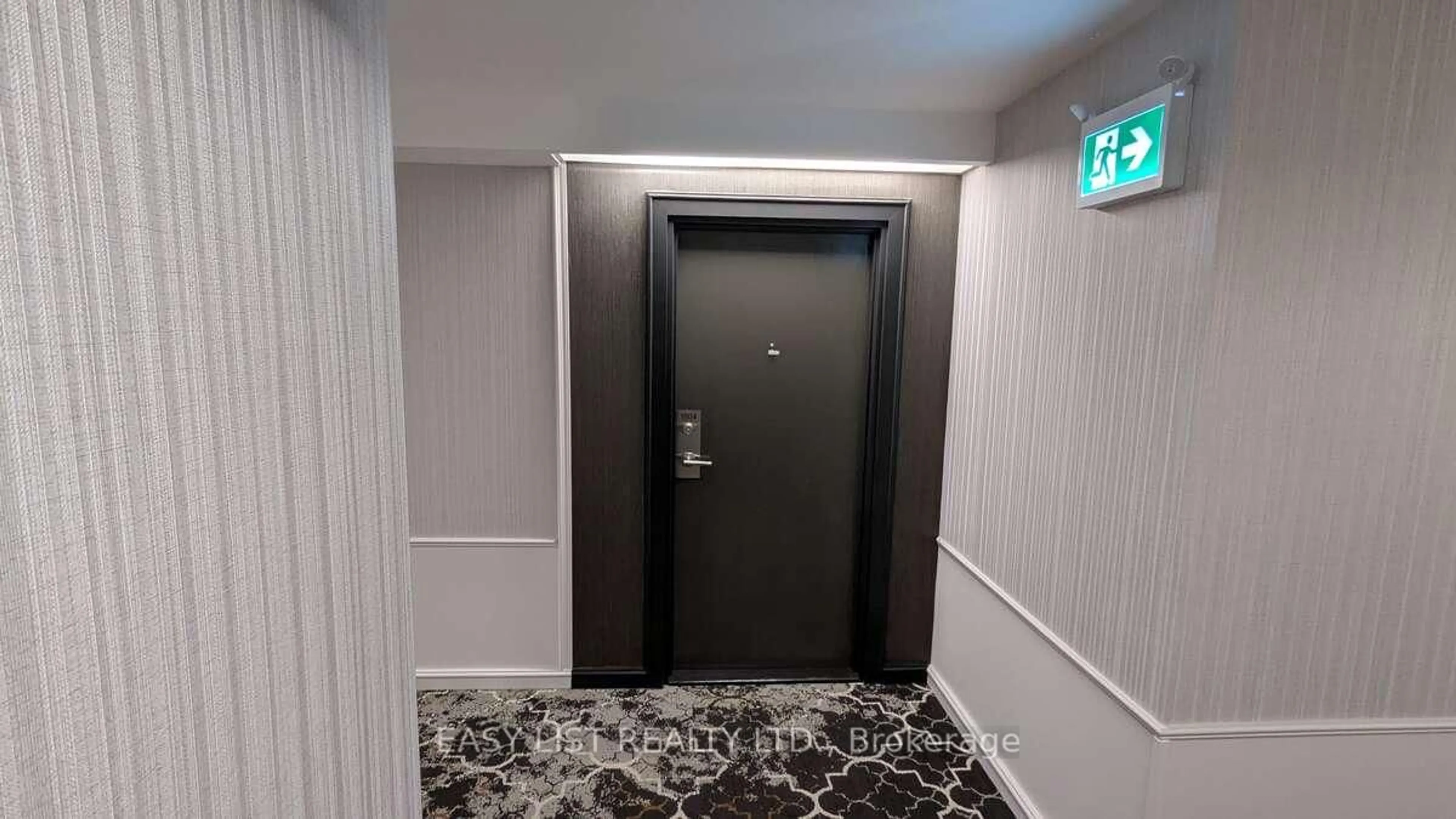 Indoor foyer for 5 Kenneth Ave #1804, Toronto Ontario M2N 6M7