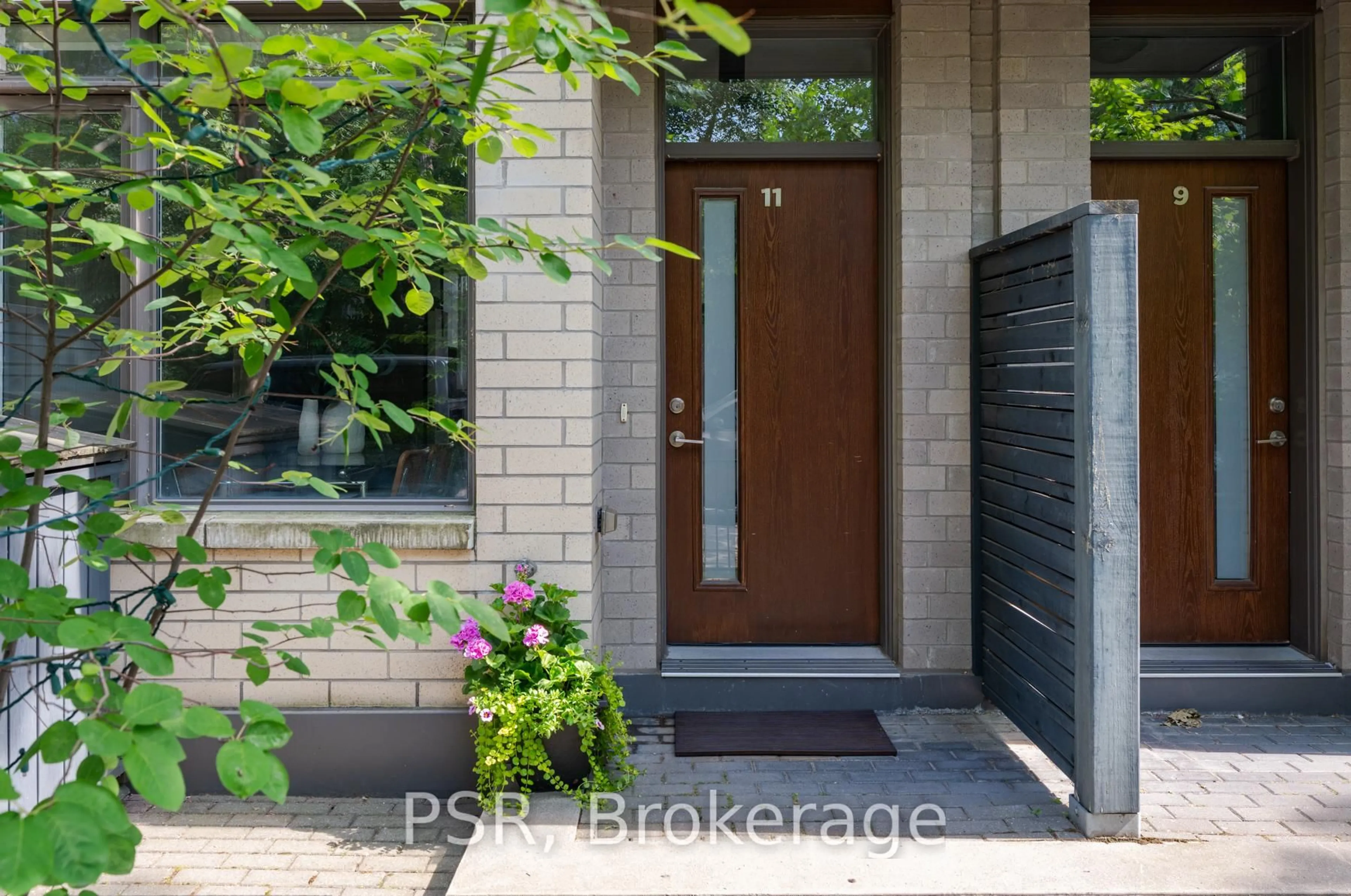 Indoor entryway for 11 St Bartholomew St, Toronto Ontario M5A 0P1