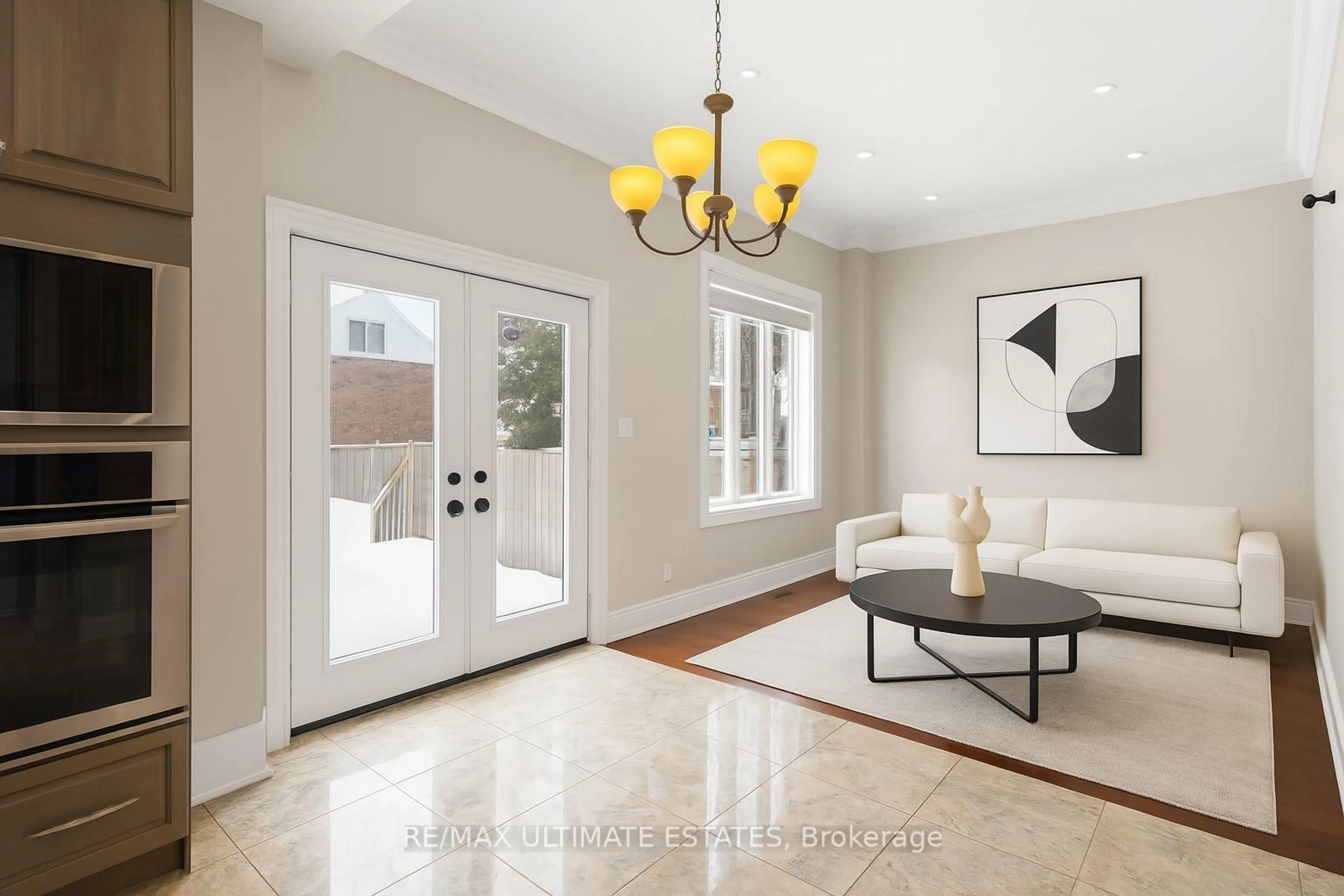 Indoor entryway for 19 Bonnington Pl, Toronto Ontario M2N 4V2