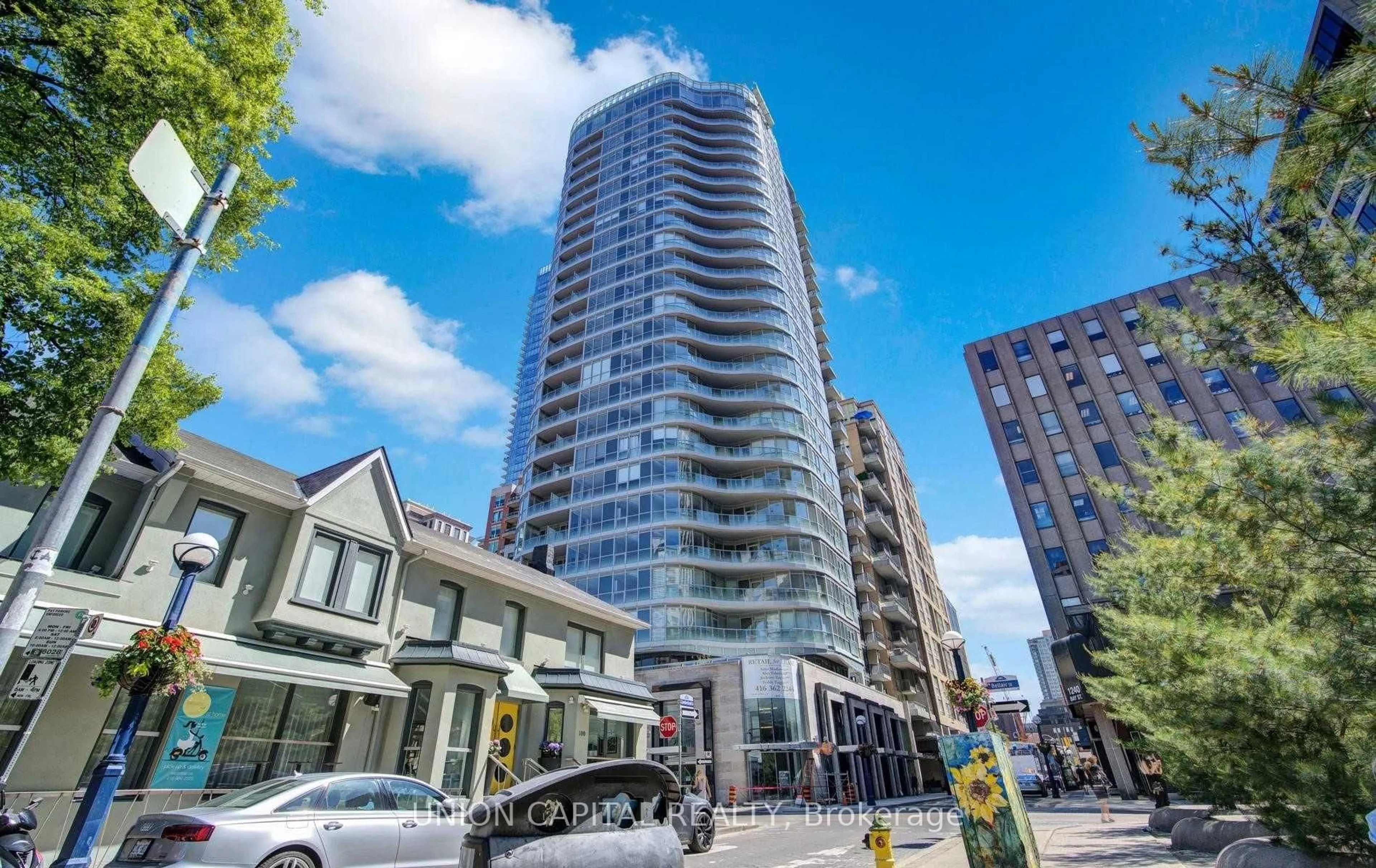 Unknown for 88 Cumberland St #609, Toronto Ontario M5R 1A3