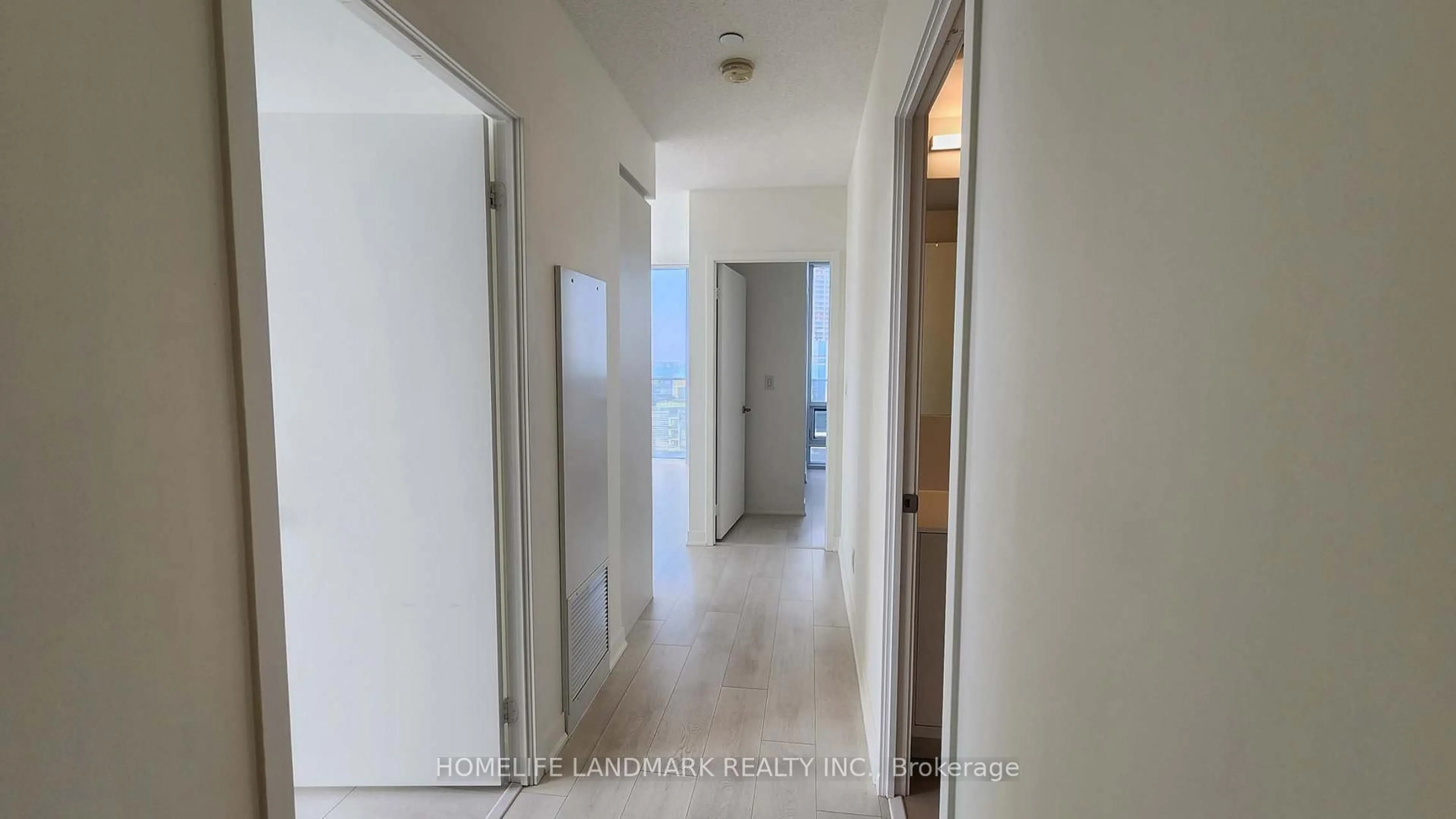 Unknown for 88 Harbour St #6004, Toronto Ontario M5J 0C3