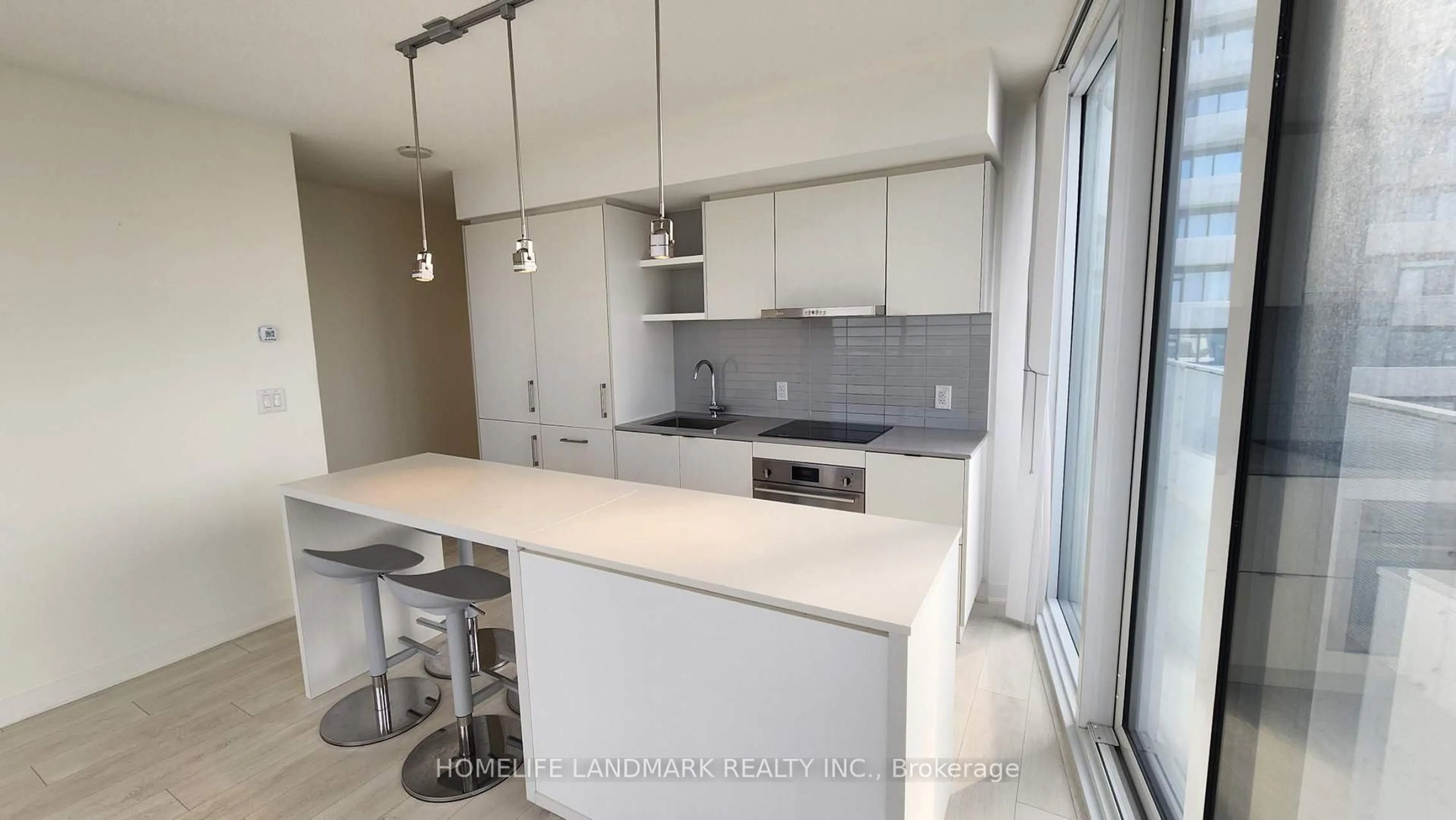 Unknown for 88 Harbour St #6004, Toronto Ontario M5J 0C3