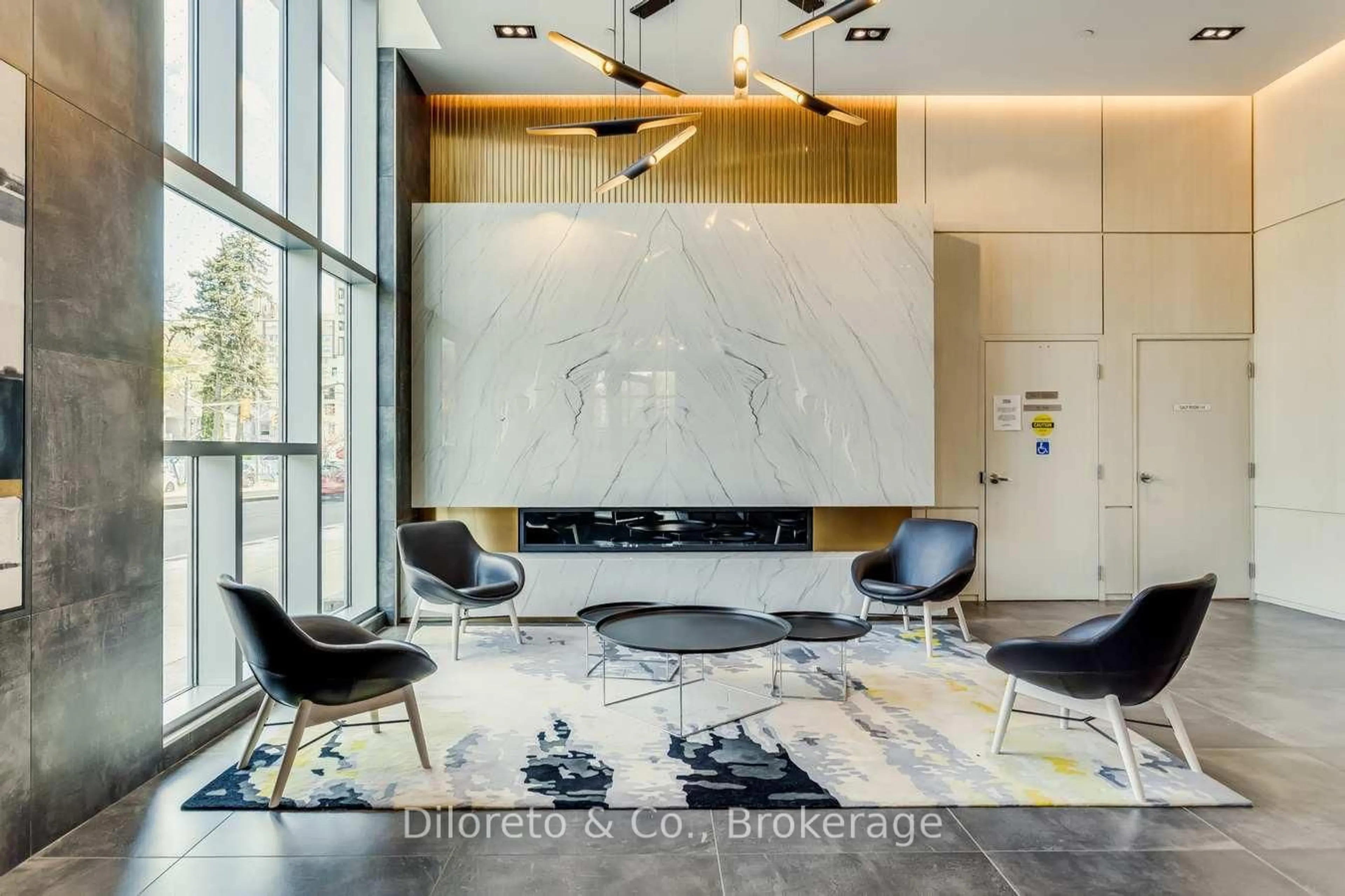 Lobby for 223 St Clair Ave #406, Toronto Ontario M4V 1R3