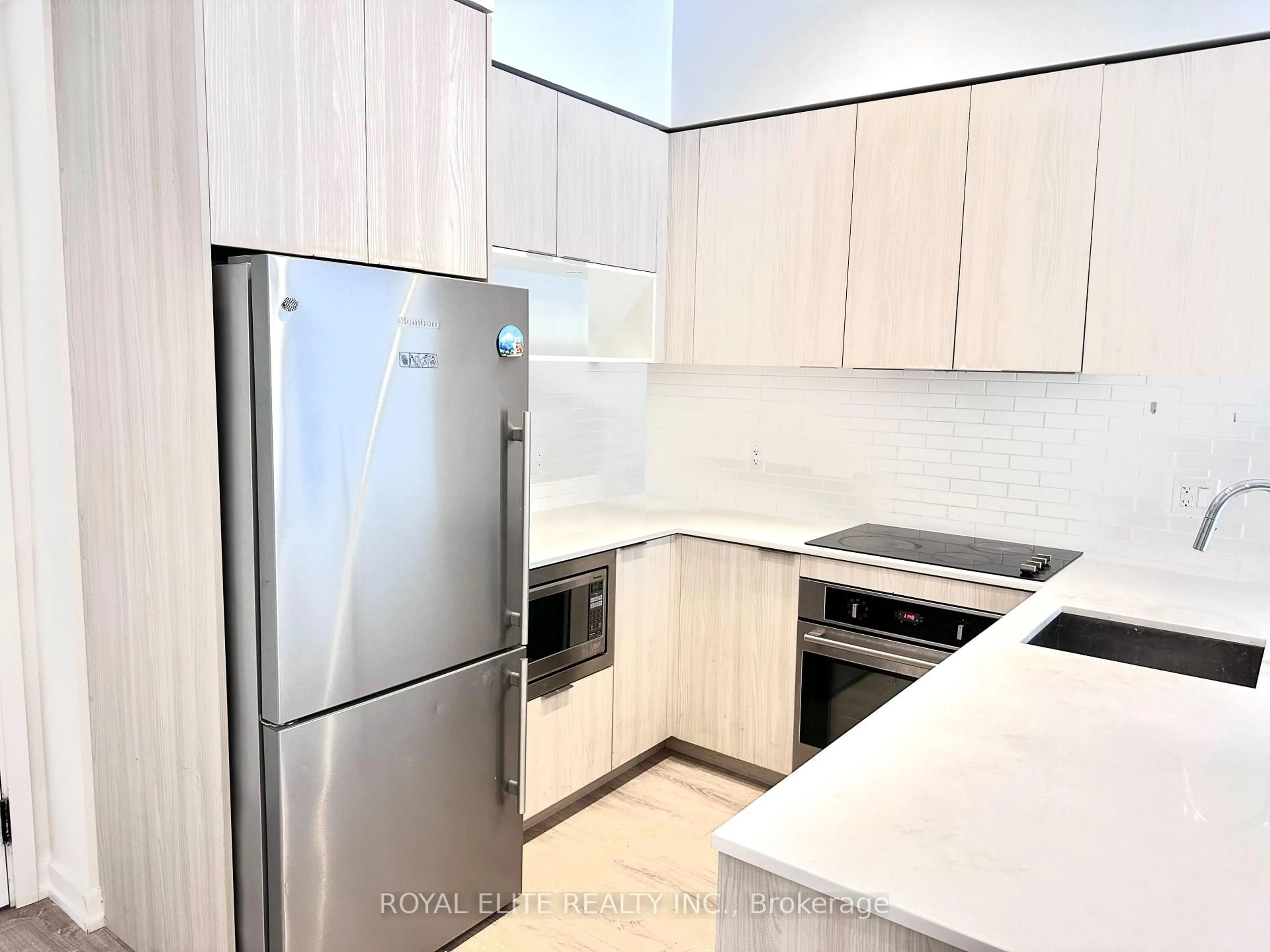 Standard kitchen, unknown for 20 Tubman Ave #101, Toronto Ontario M5A 0M8