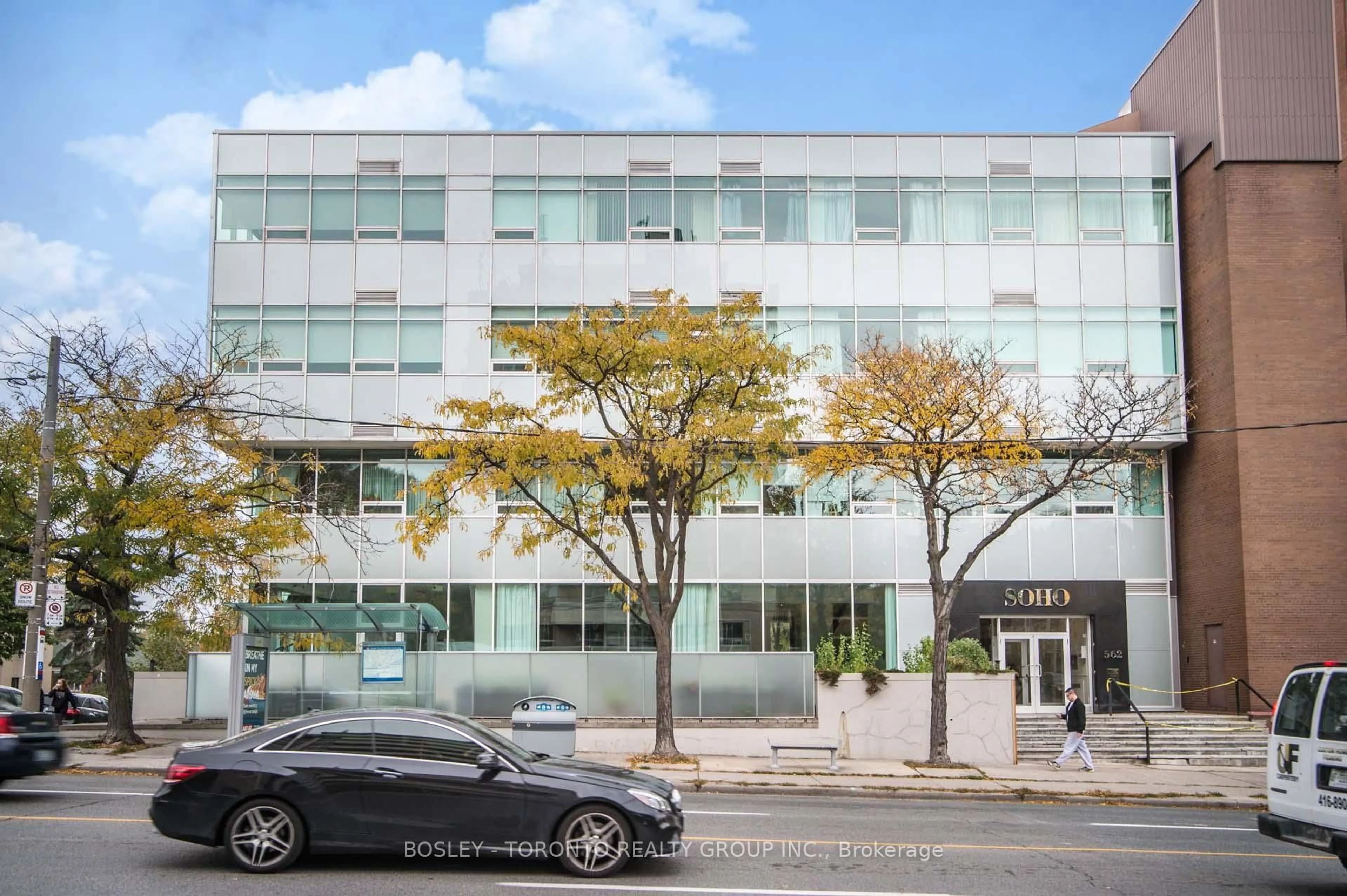 Unknown for 562 Eglinton Ave #309, Toronto Ontario M4P 1P1
