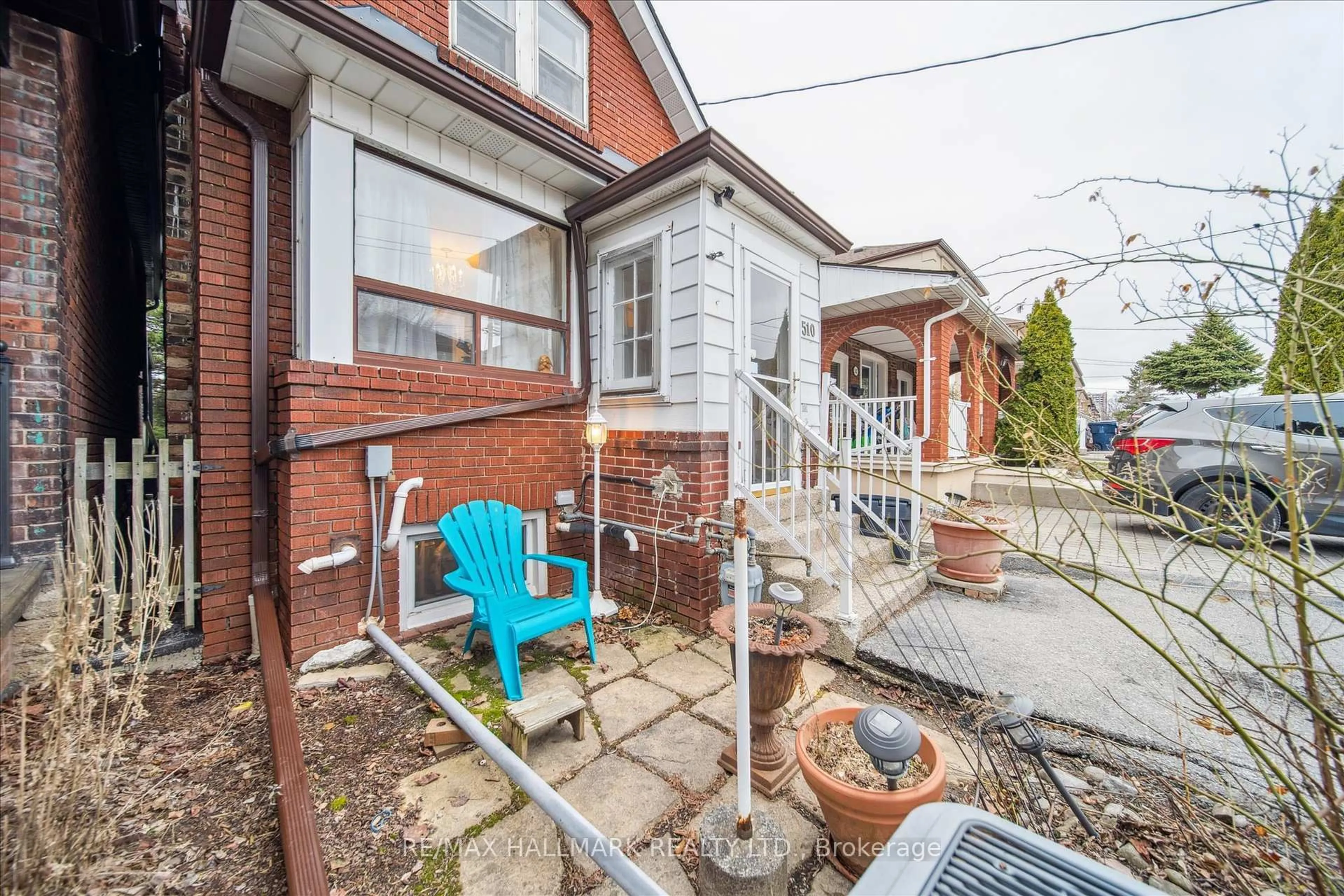 Patio, street for 510 Northcliffe Blvd, Toronto Ontario M6E 3L5