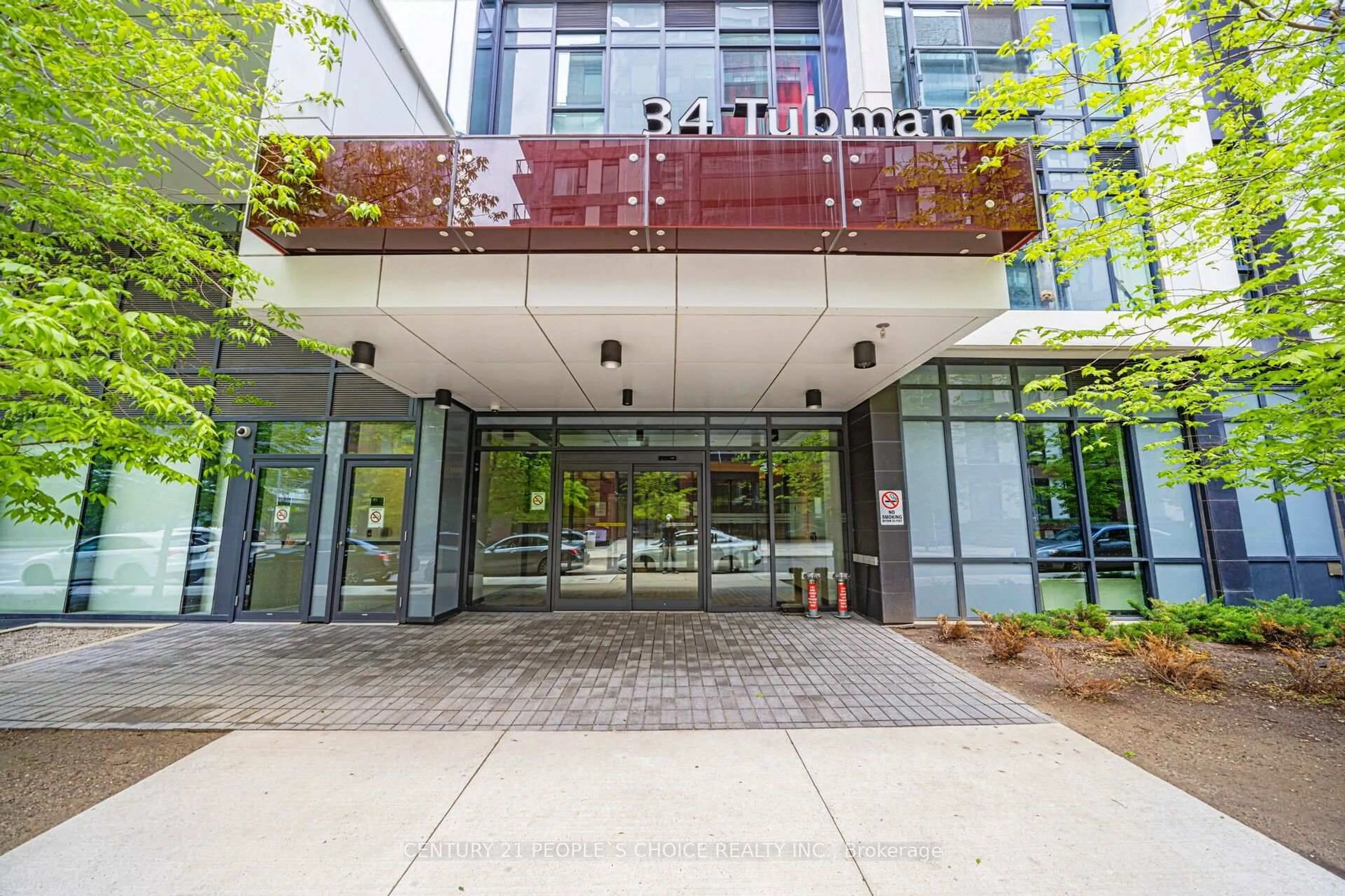 Indoor foyer for 34 Tubman Ave #1105, Toronto Ontario M5A 0R2