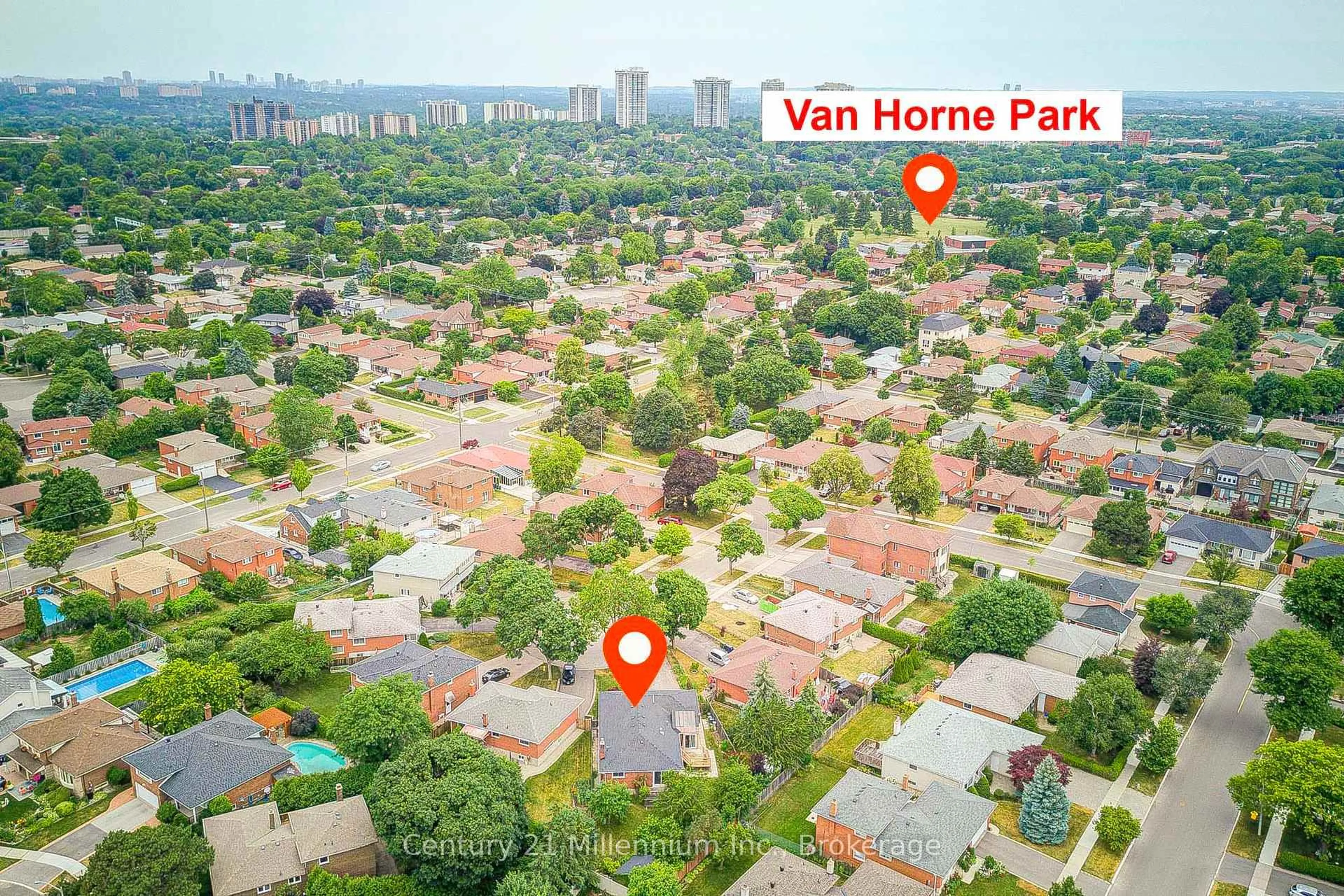 A pic from outside/outdoor area/front of a property/back of a property/a pic from drone, street for 9 Thane Crt, Toronto Ontario M2J 4B6