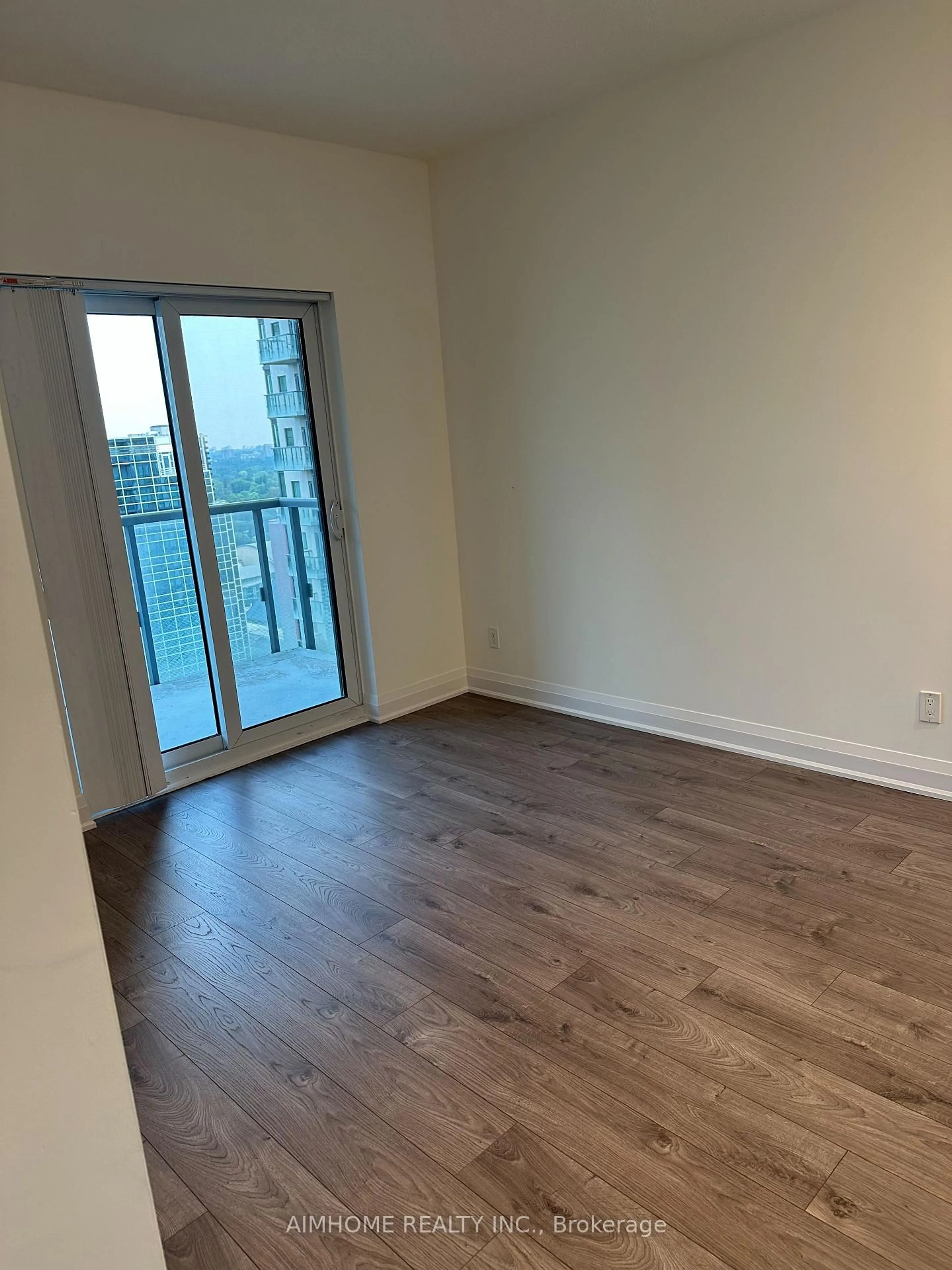 A pic of a room for 5168 YONGE St #2615, Toronto Ontario M2N 0G1