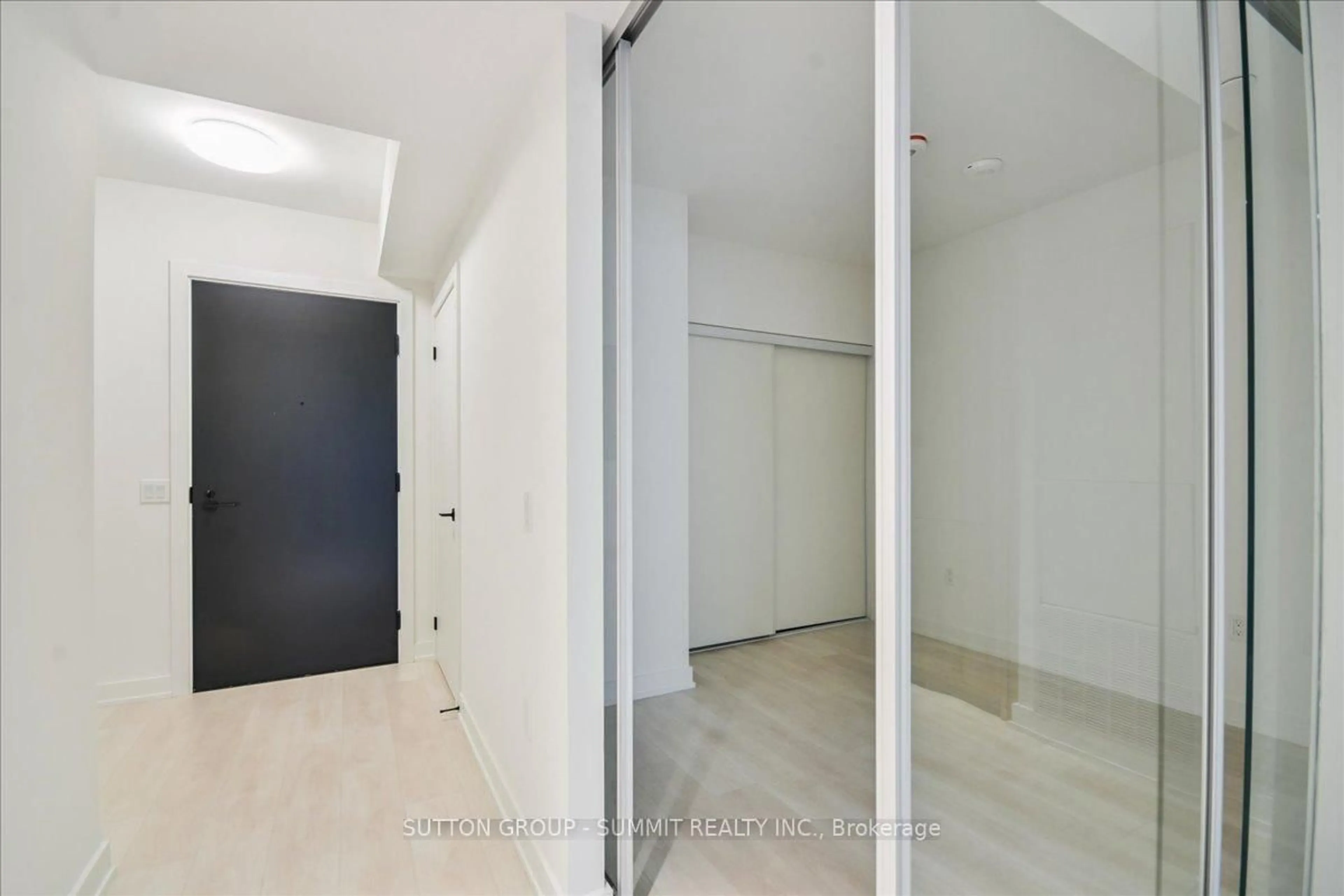 Unknown for 117 Broadway Ave #424, Toronto Ontario M4P 1V3