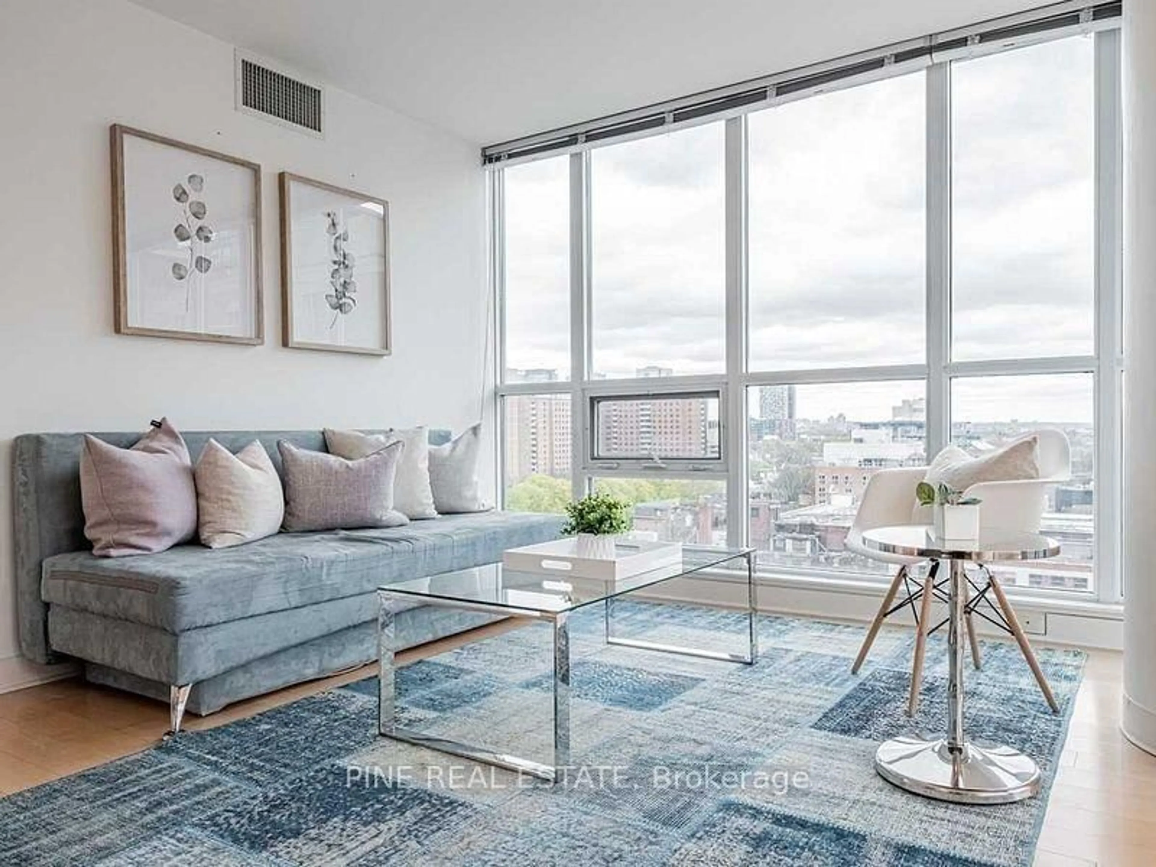 Living room with furniture, unknown for 320 Richmond St #1103, Toronto Ontario M5A 1P9