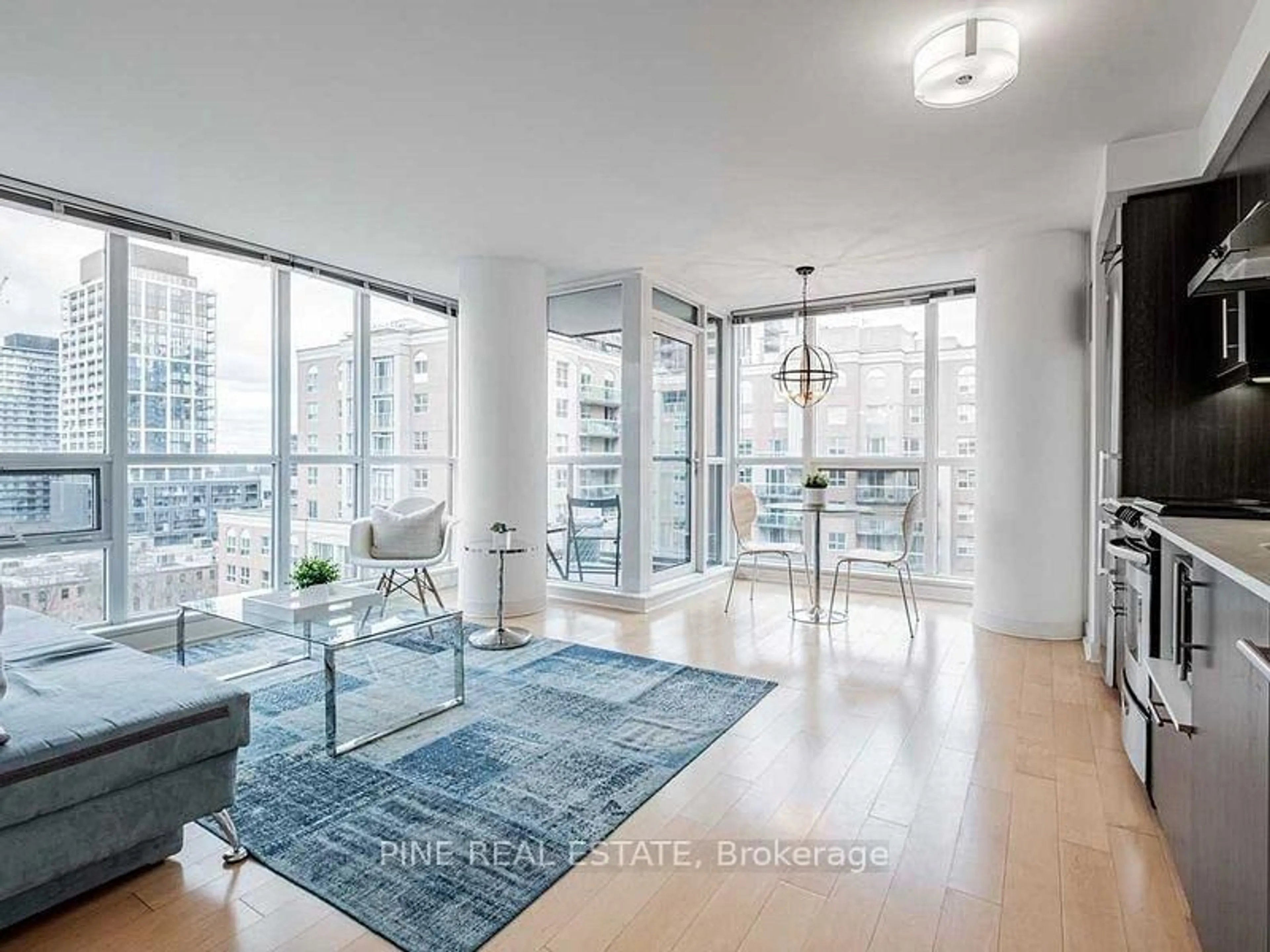 Living room with furniture, unknown for 320 Richmond St #1103, Toronto Ontario M5A 1P9