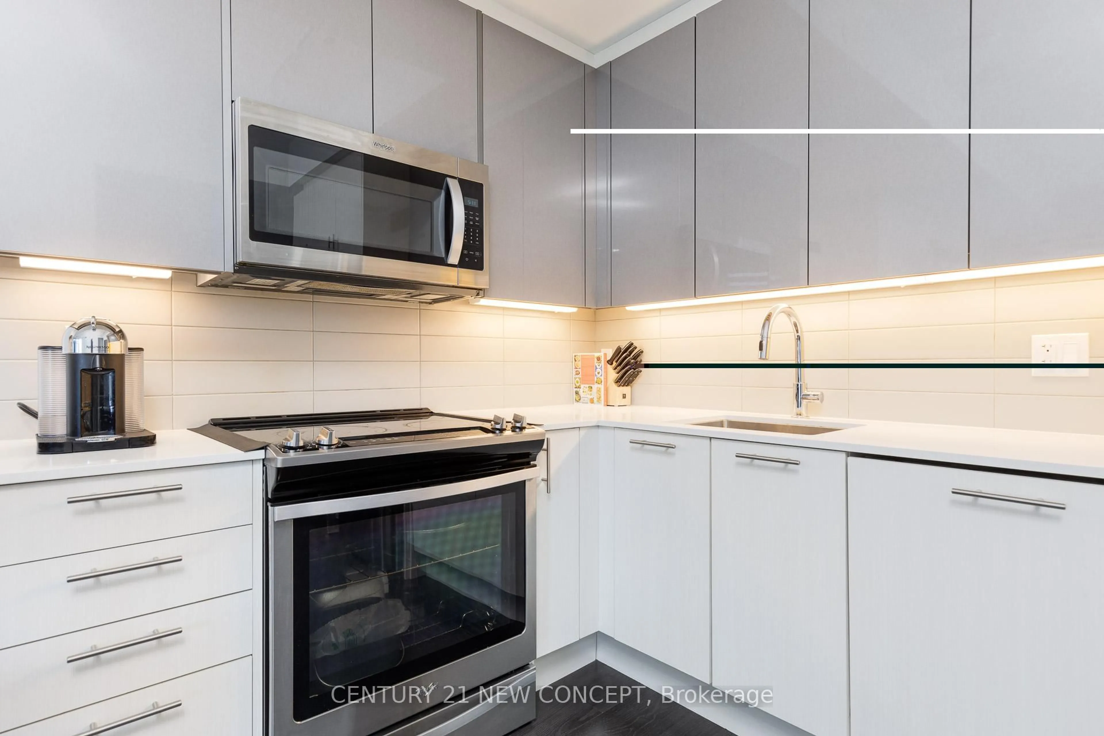 Standard kitchen, unknown for 403 Church St #3508, Toronto Ontario M4Y 0C9