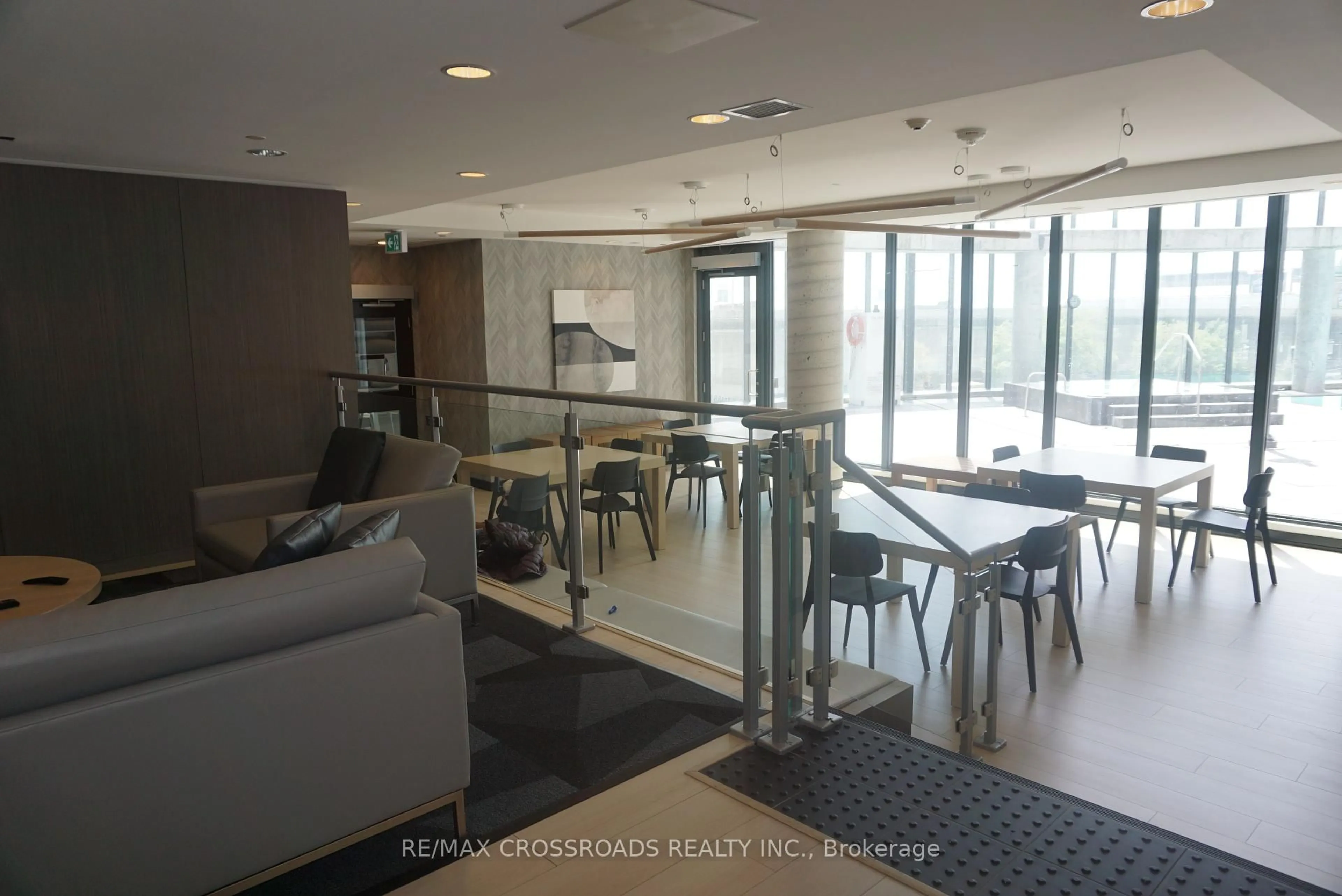 Indoor foyer for 49 East Liberty St #1502, Toronto Ontario M6K 0B2