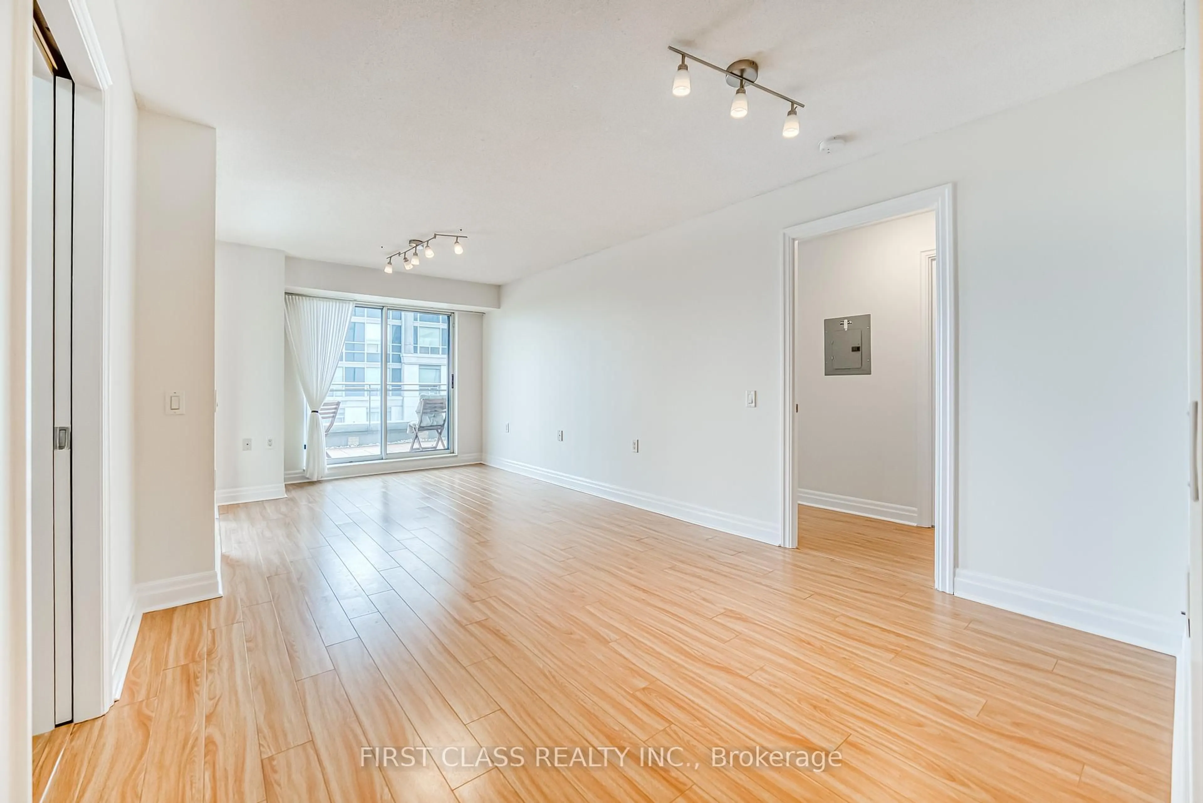 A pic of a room for 21 Hillcrest Ave #2202, Toronto Ontario M2N 7K2