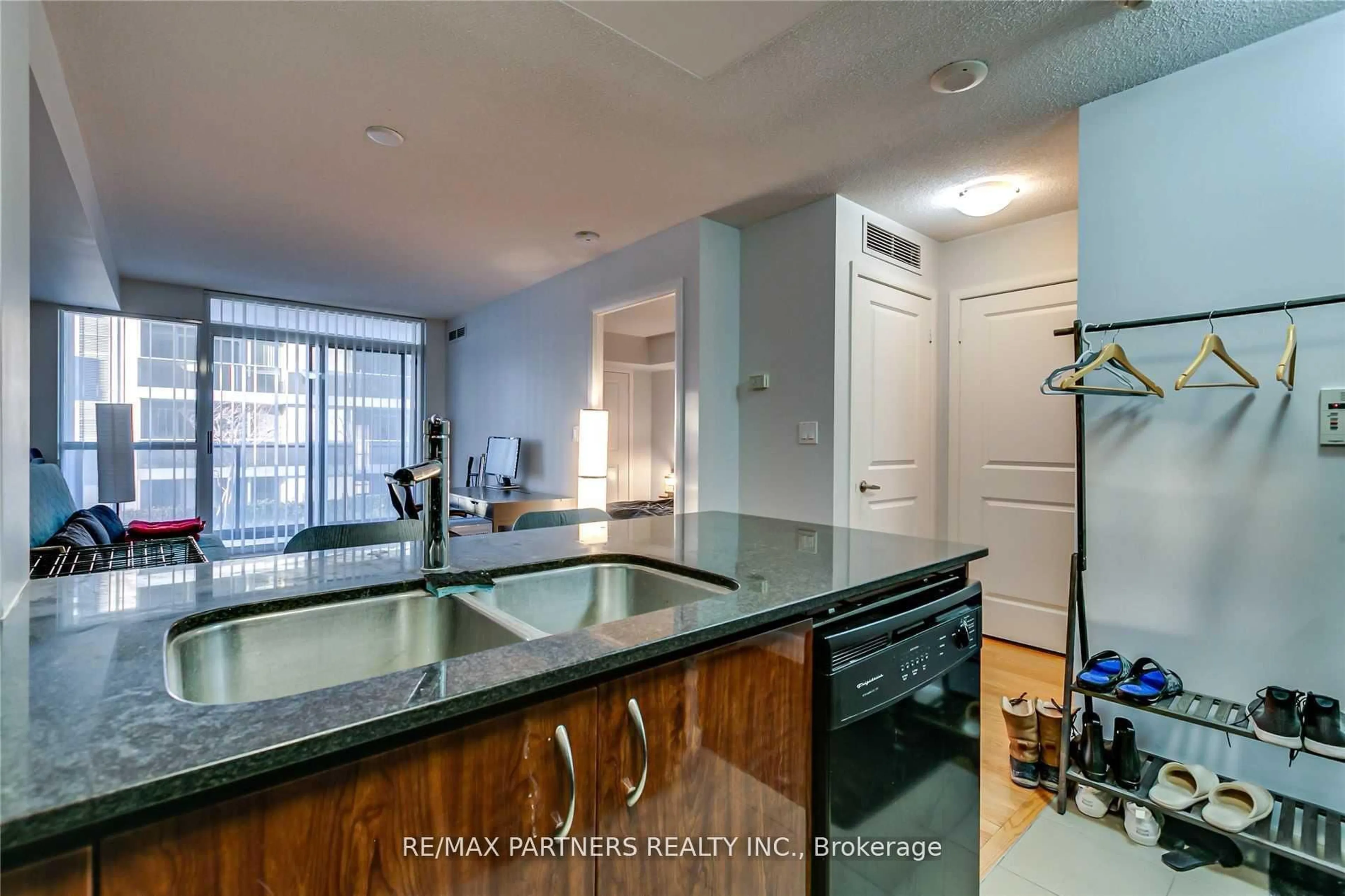 Unknown for 5791 Yonge St #606, Toronto Ontario M2M 0A8