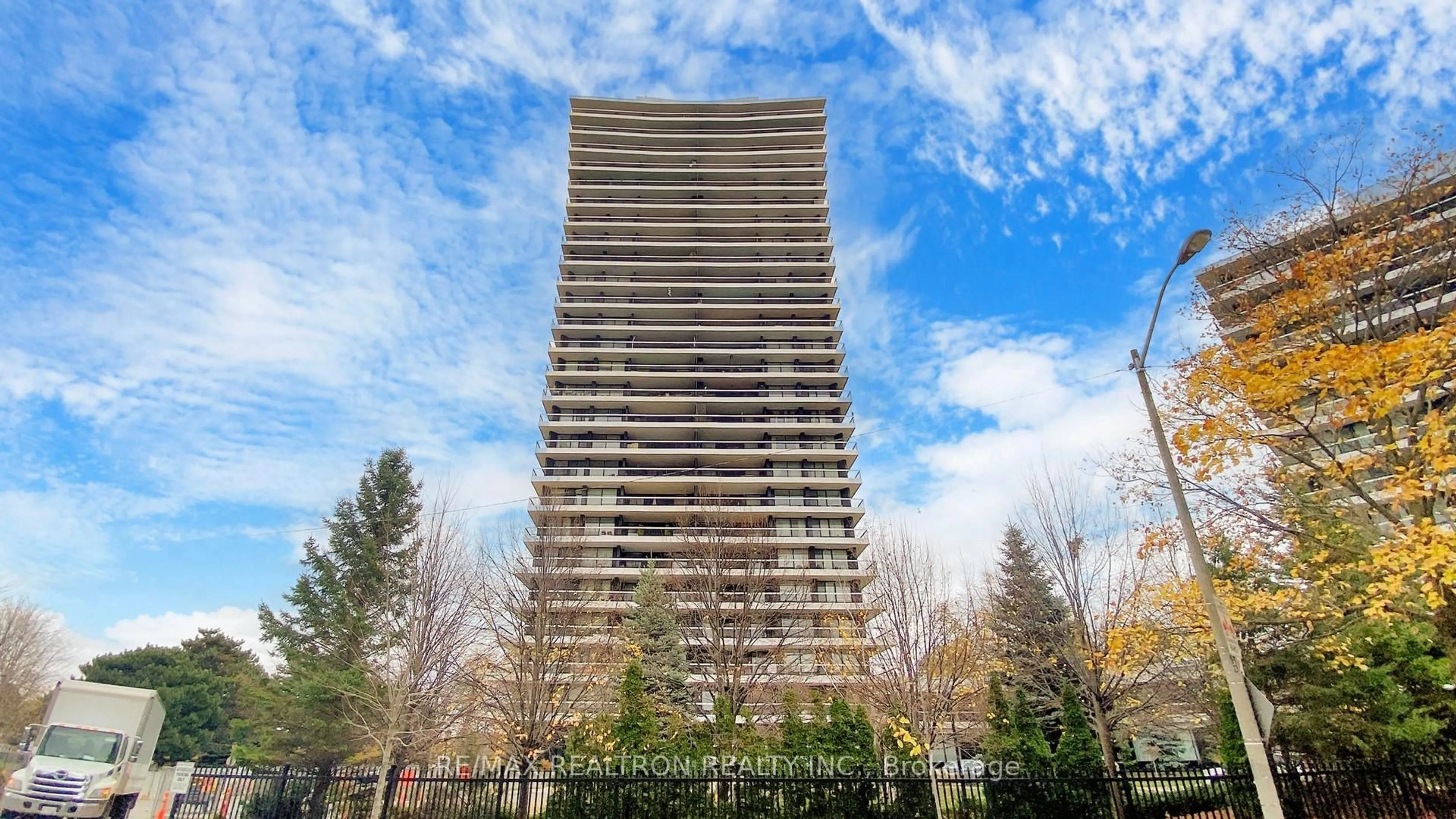 Unknown for 135 Antibes Dr #201, Toronto Ontario M2R 2Z1