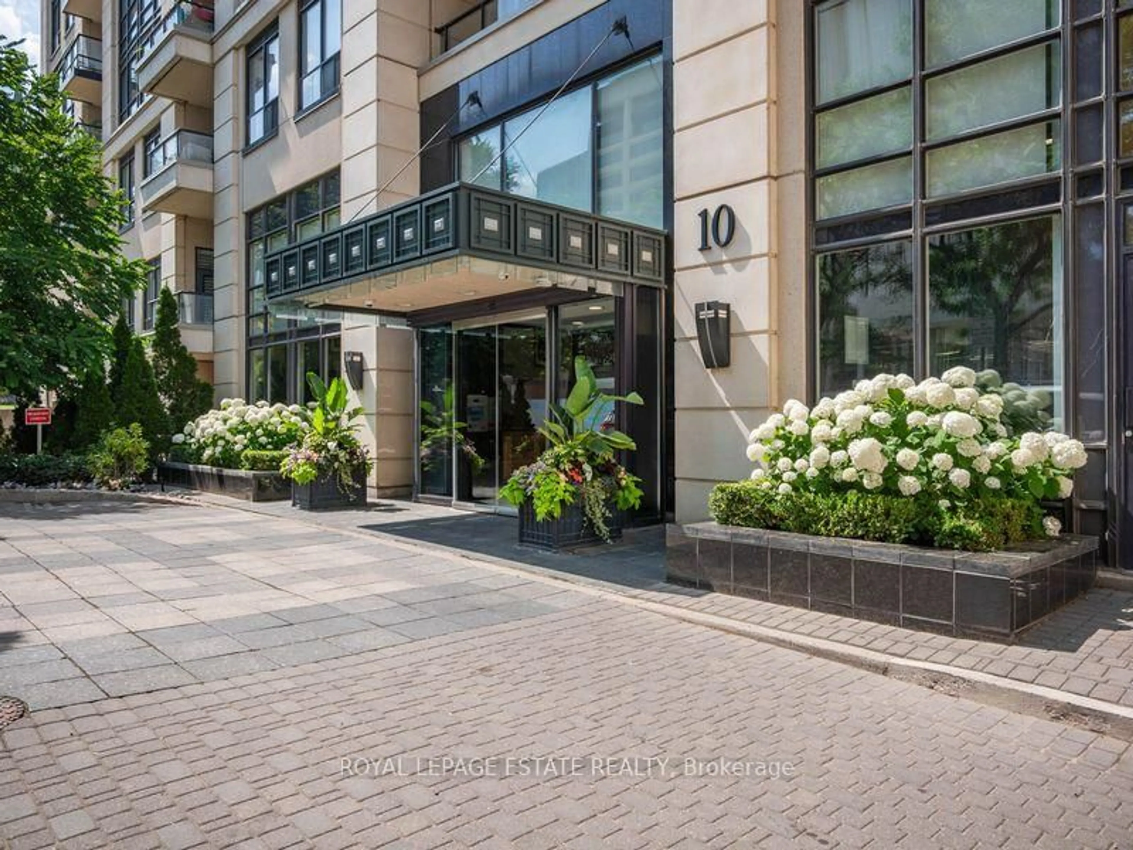 Unknown for 10 Delisle Ave #212, Toronto Ontario M4V 3C6