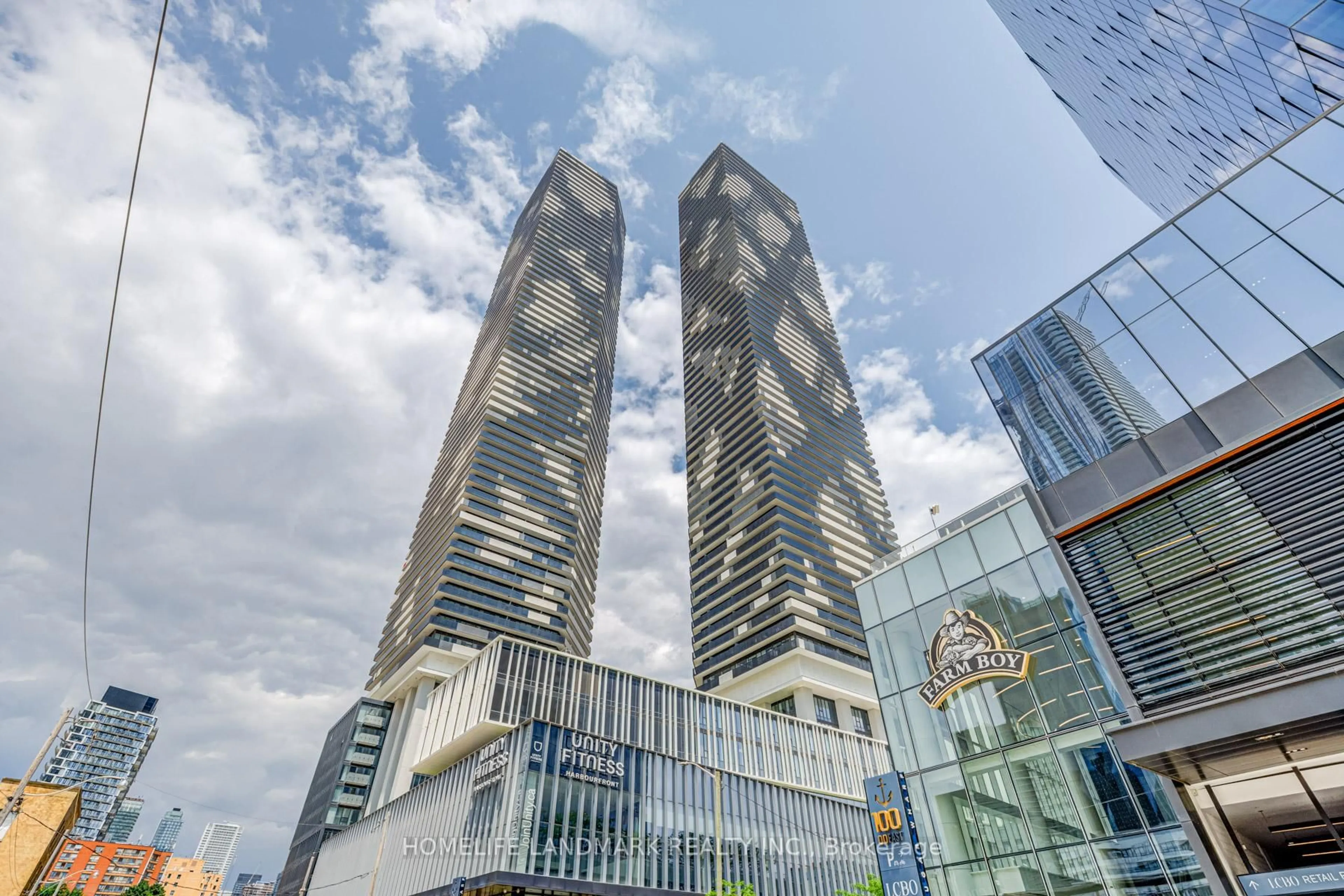 Indoor foyer for 55 Cooper St #5601, Toronto Ontario M5E 0G1