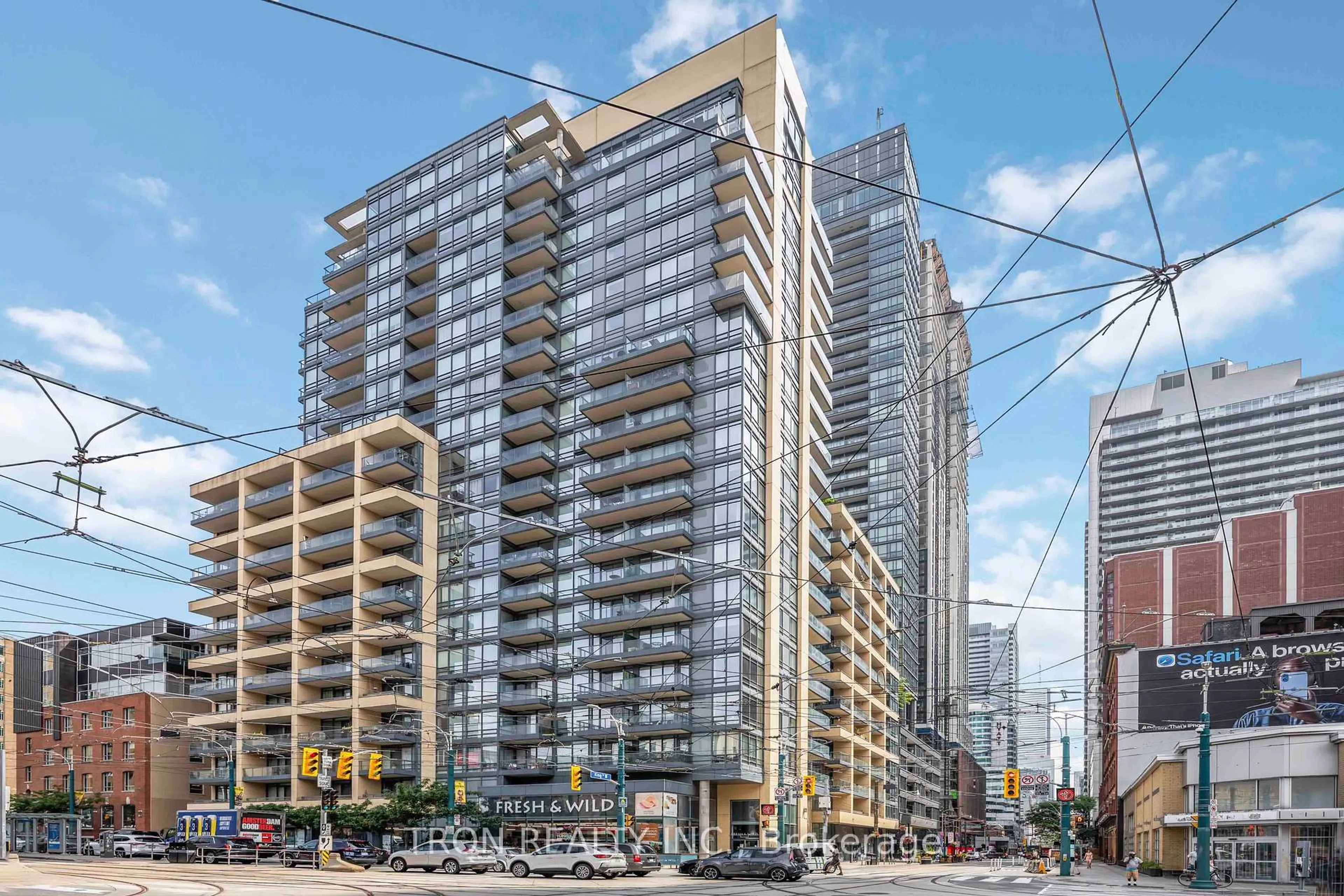 Patio, unknown for 438 King St #1905, Toronto Ontario M5V 3T9