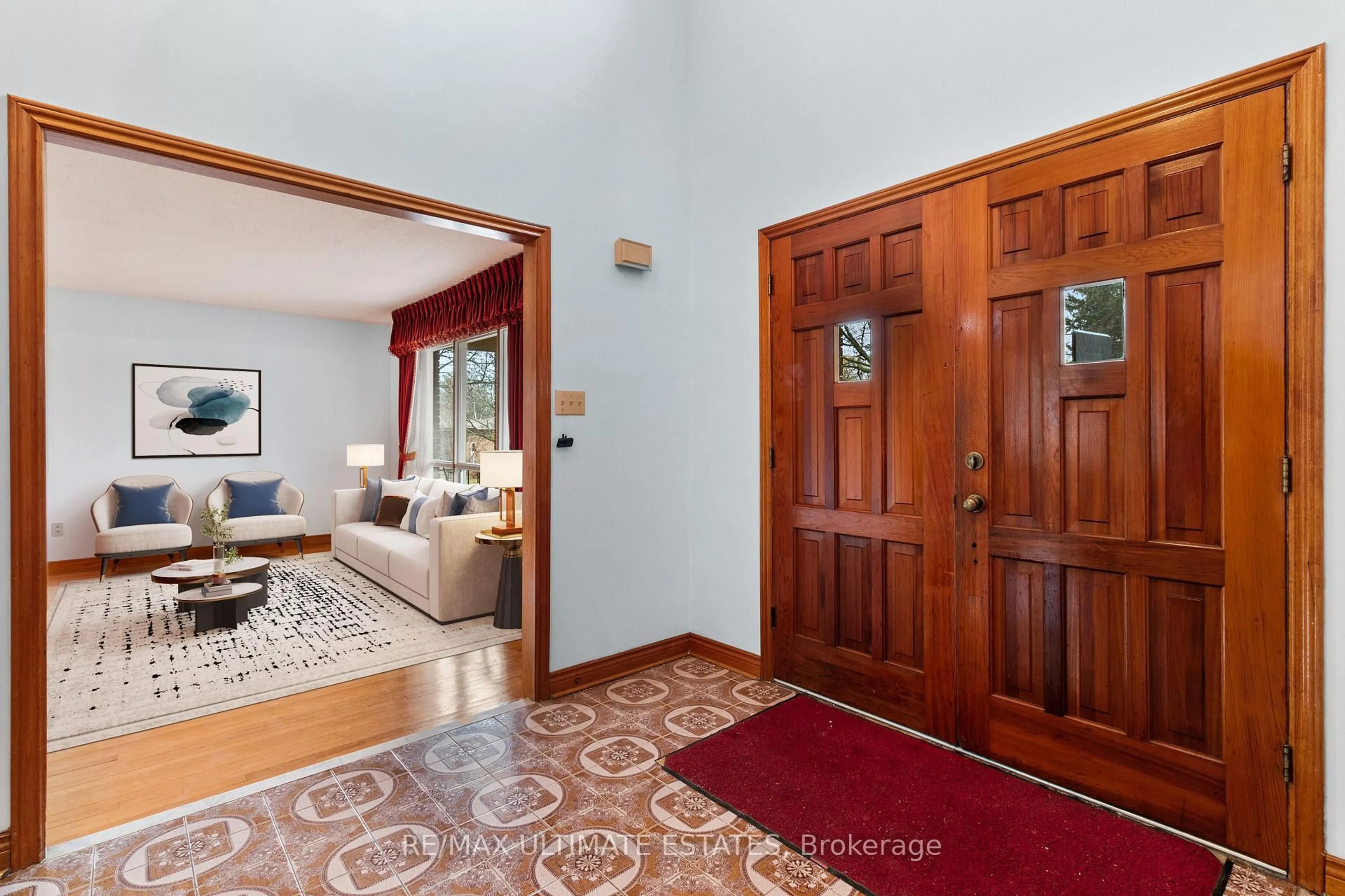 Indoor entryway for 18 Parravano Crt, Toronto Ontario M2R 3S8