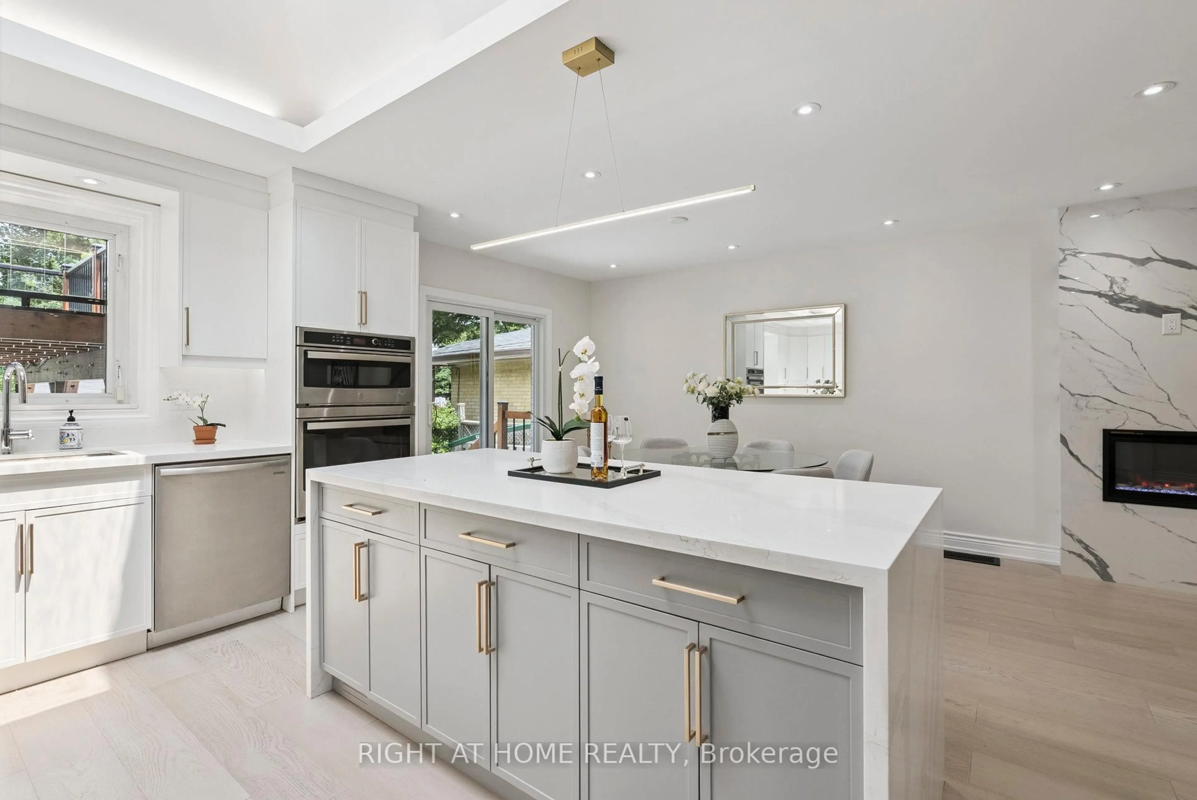 Contemporary kitchen, ceramic/tile floor for 120 Santa Barbara Rd, Toronto Ontario M2N 2C5