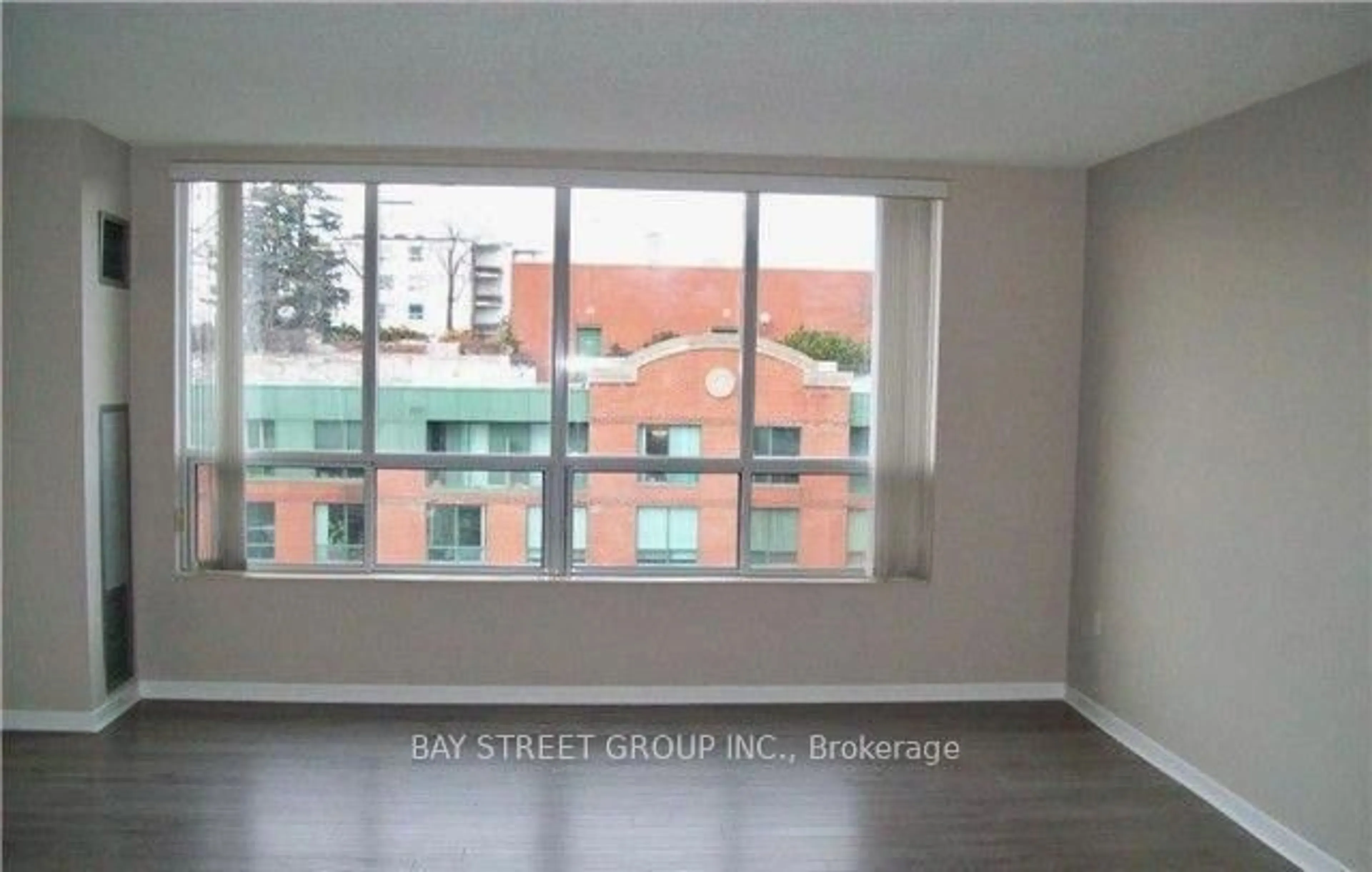 A pic of a room for 284 Bloor St #902, Toronto Ontario M5S 3B8