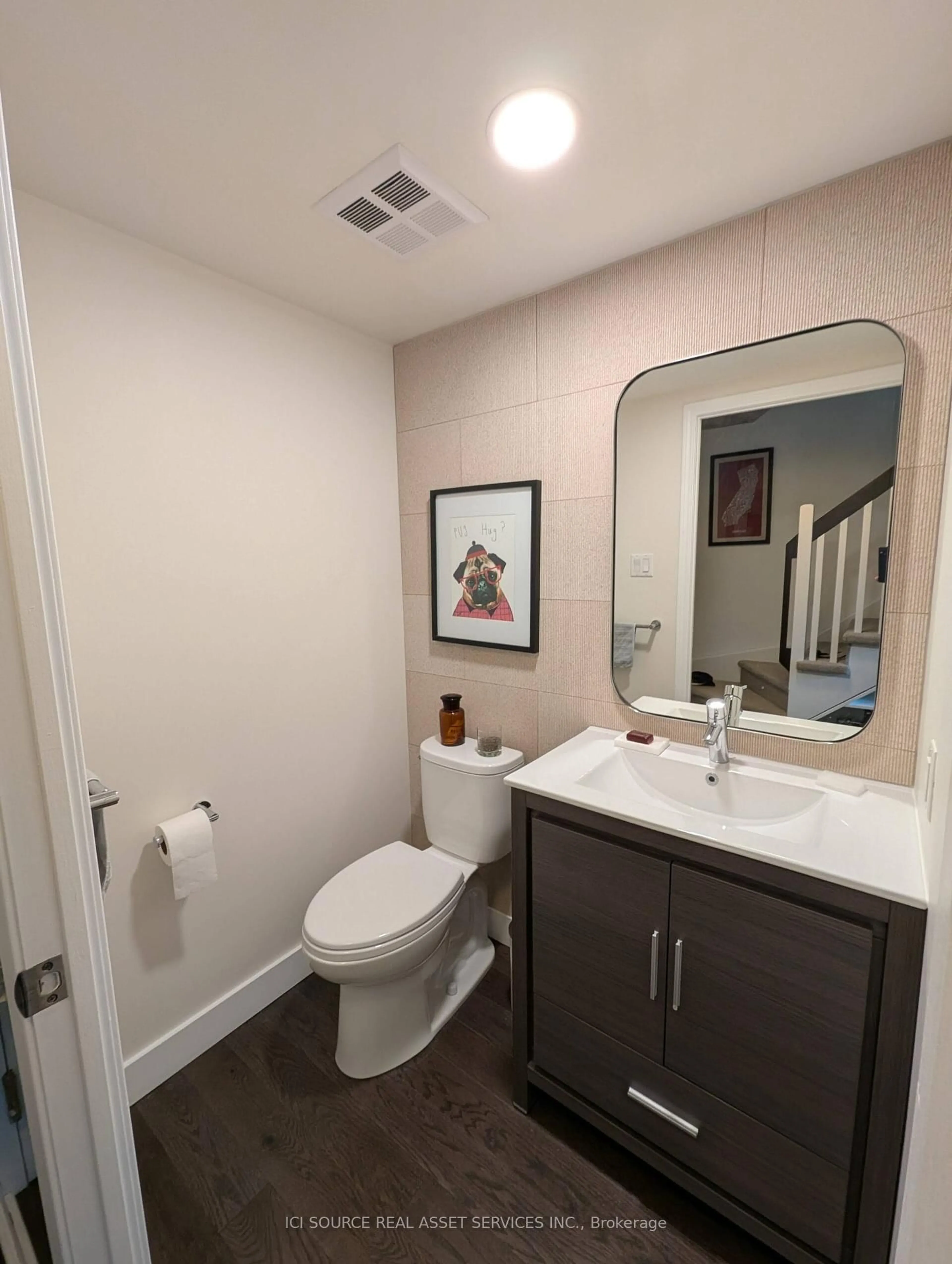 Standard bathroom, unknown for 954 King St #319, Toronto Ontario M6K 3L9