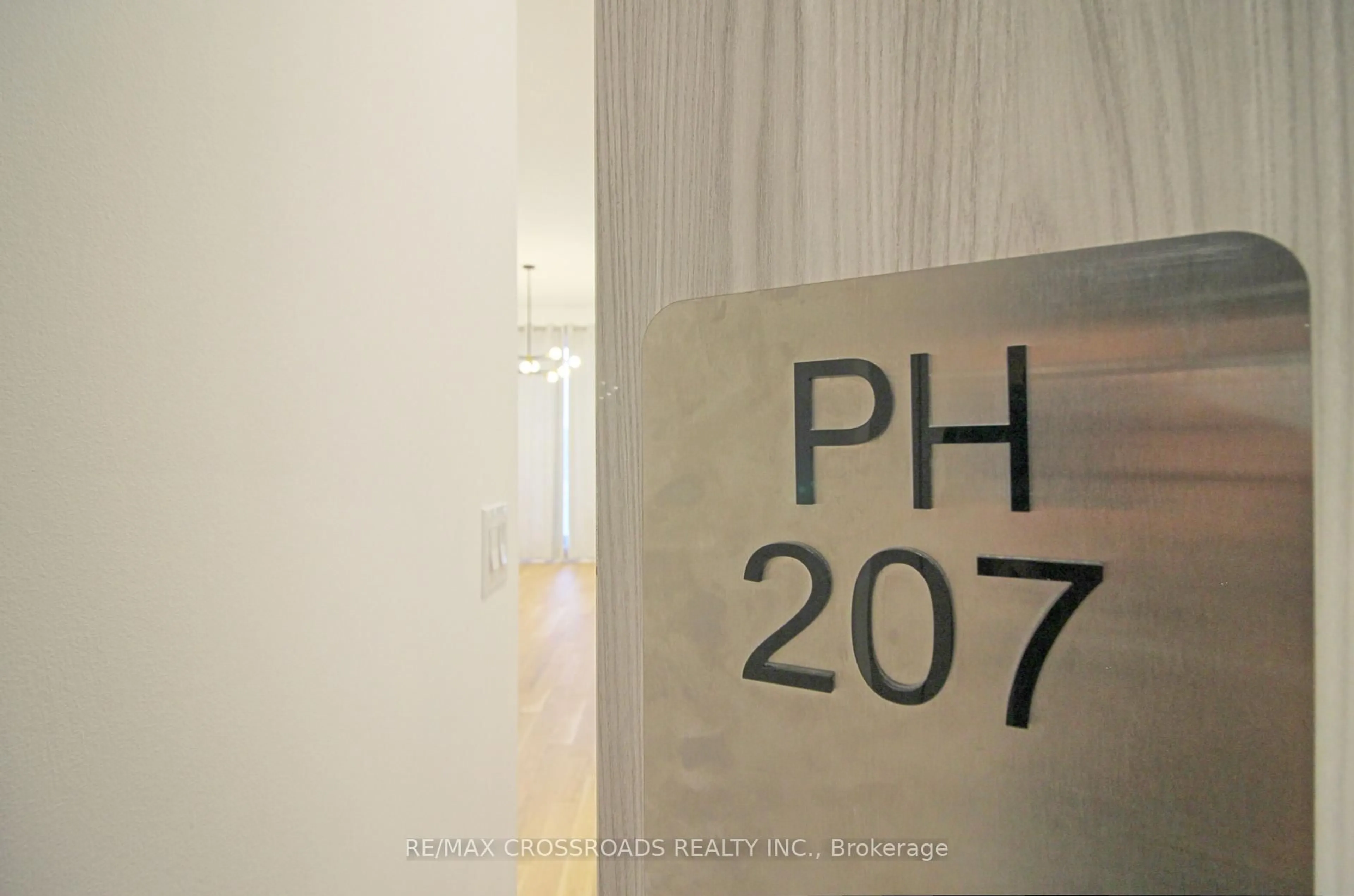 Unknown for 75 Canterbury Pl #Ph207, Toronto Ontario M2N 0L2