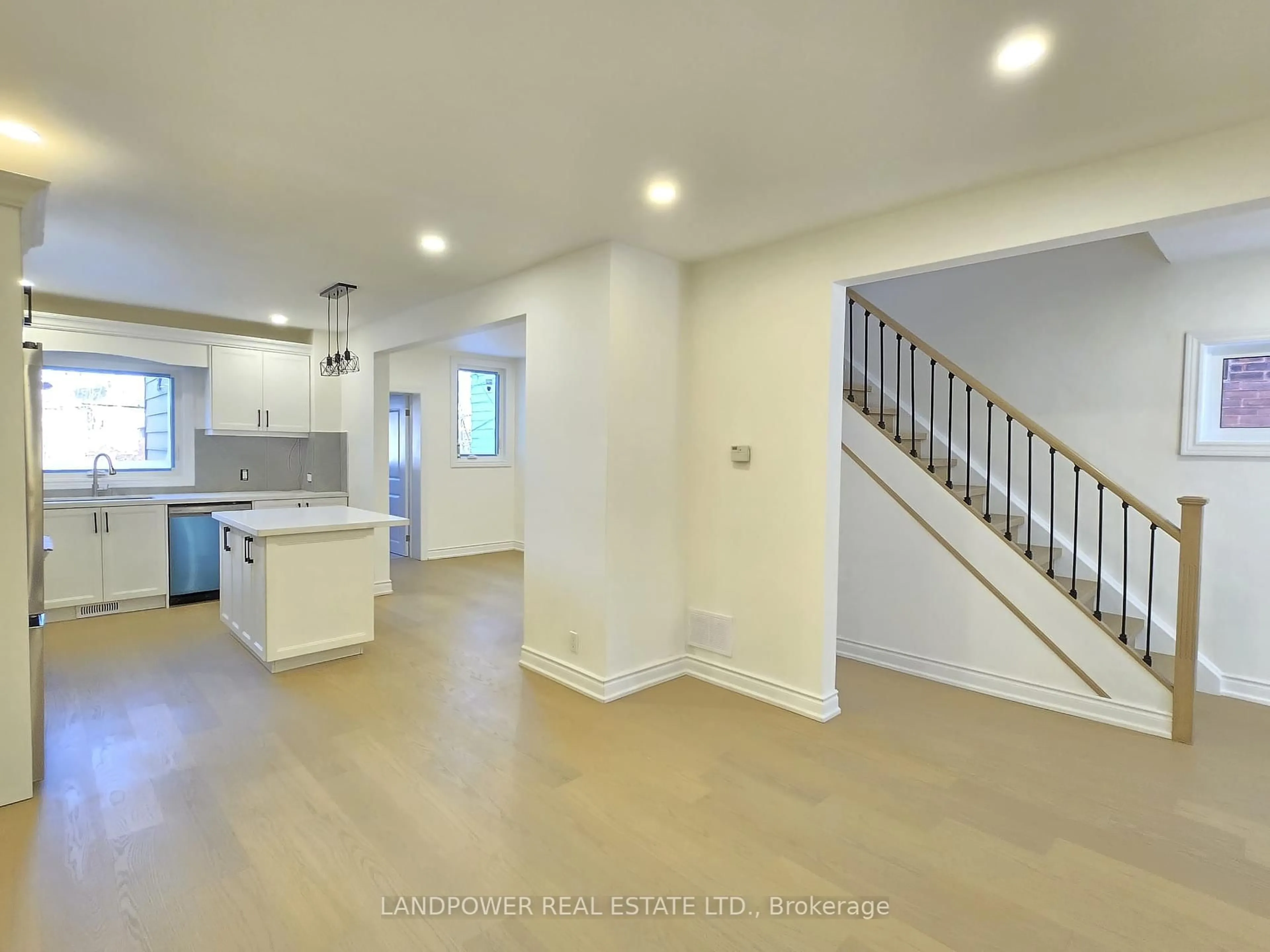 Open concept kitchen, unknown for 1745 Dufferin St, Toronto Ontario M6E 3N9