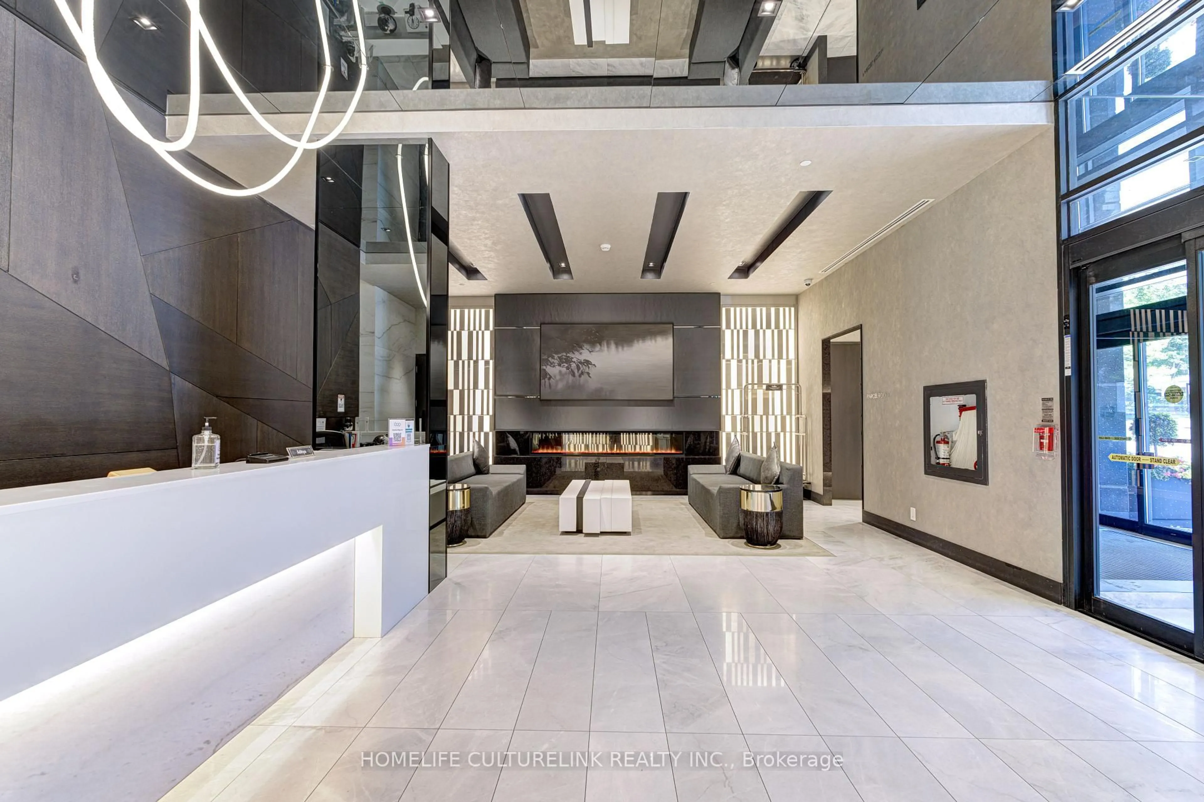 Lobby for 609 Avenue Rd #1704, Toronto Ontario M4V 0B1