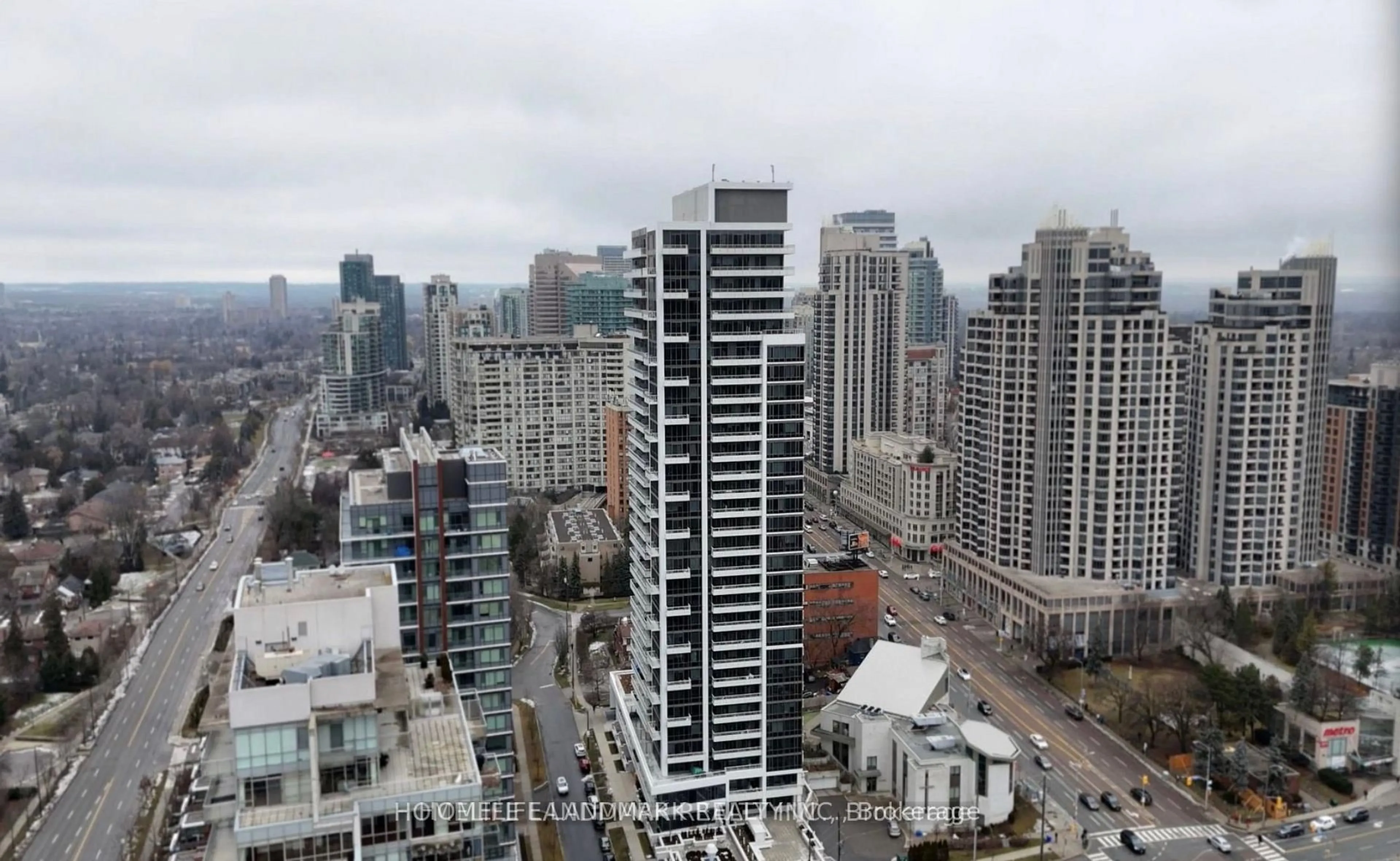 A pic from outside/outdoor area/front of a property/back of a property/a pic from drone, city buildings view from balcony for 75 CANTERBURY Pl #616, Toronto Ontario M2N 0L2
