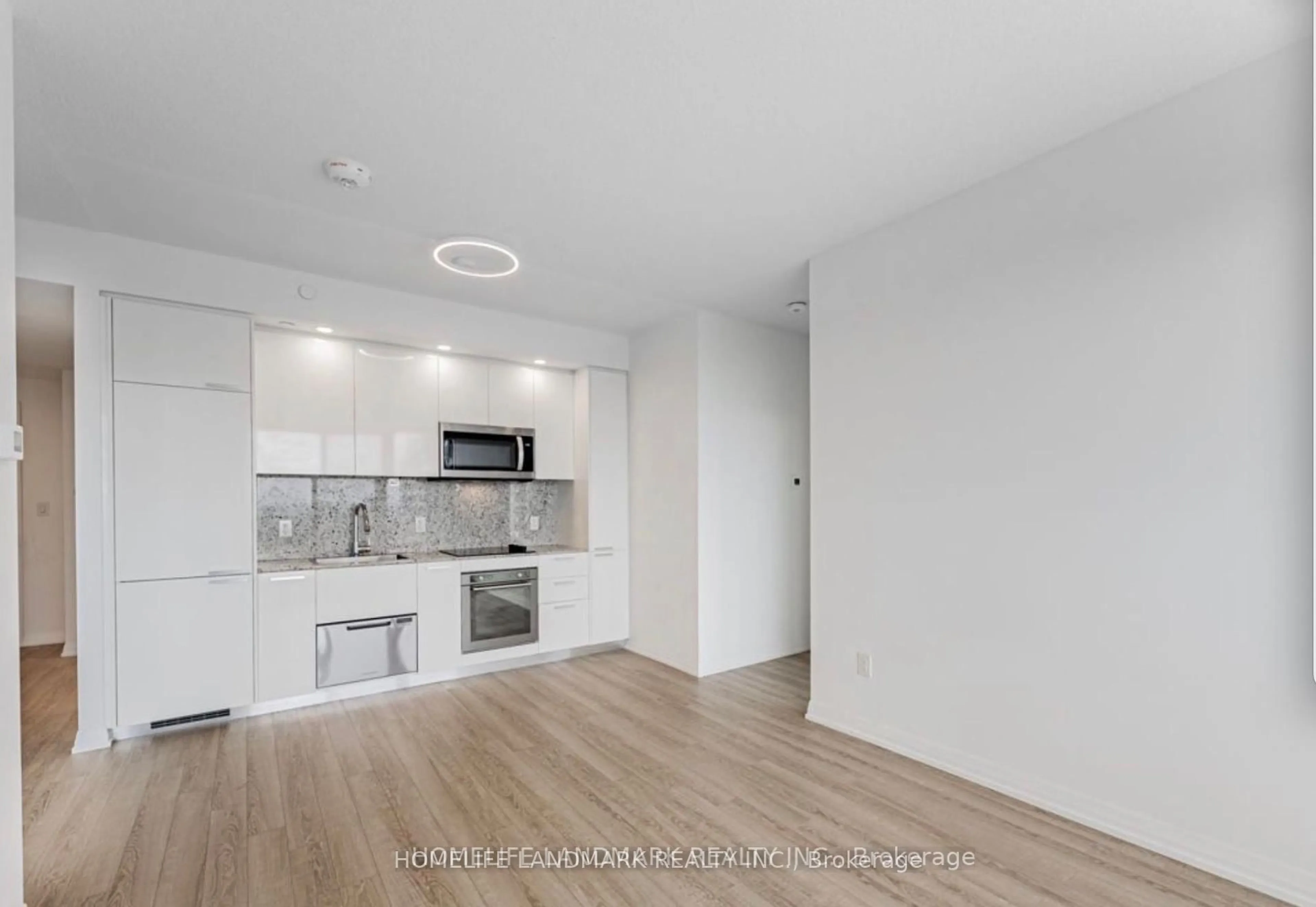 Unknown for 75 CANTERBURY Pl #616, Toronto Ontario M2N 0L2