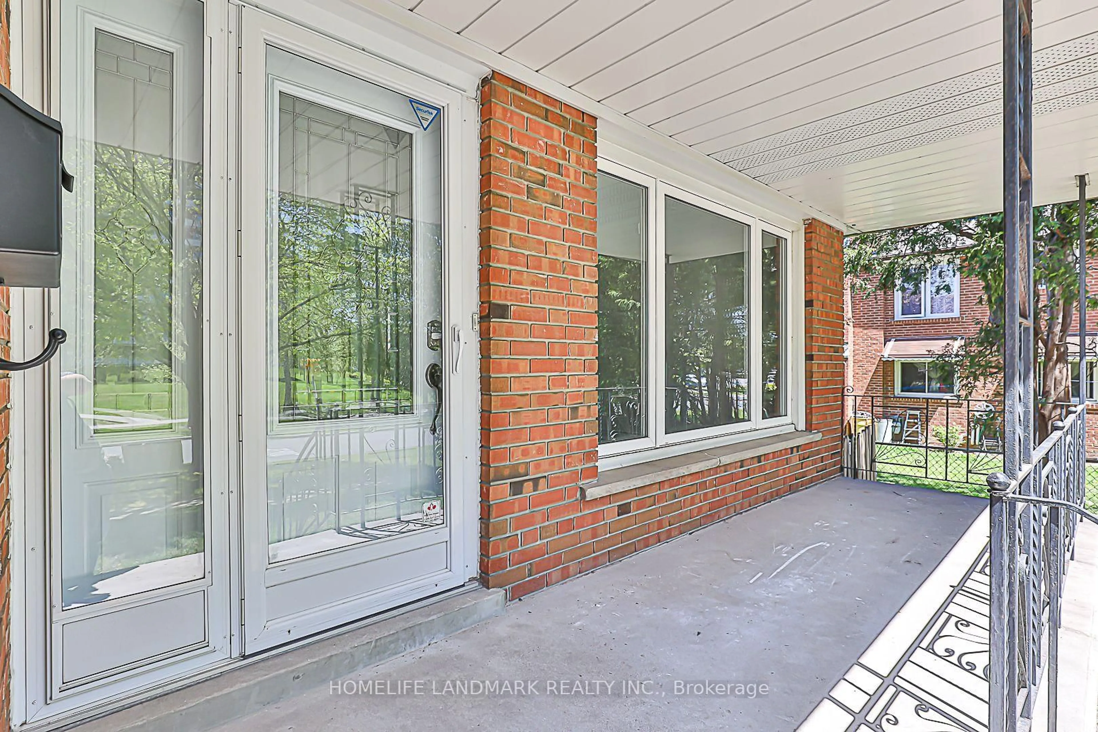 Unknown for 612 Van Horne Ave, Toronto Ontario M2J 2V4
