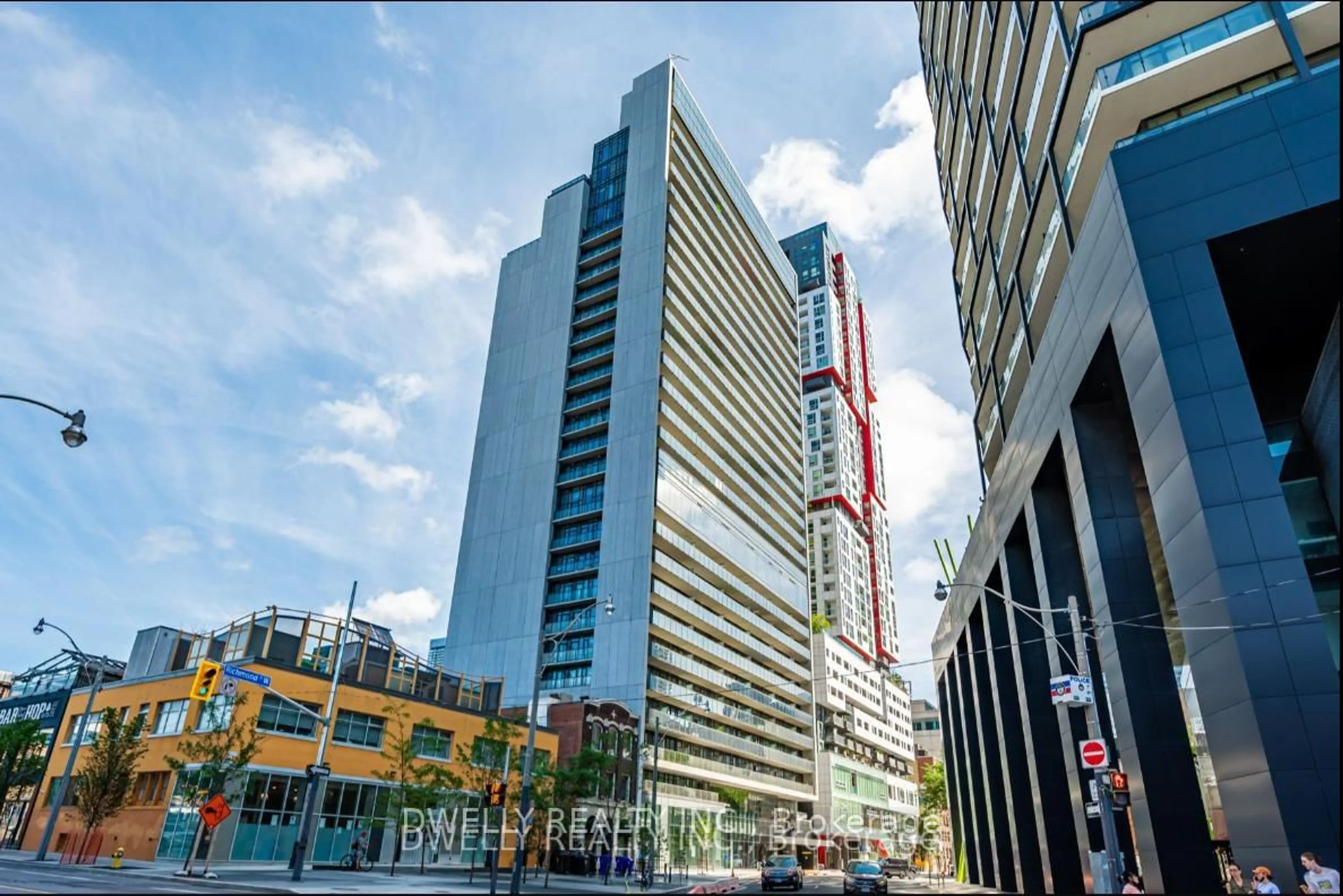 Unknown for 330 Richmond St #2906, Toronto Ontario M5V 0M4