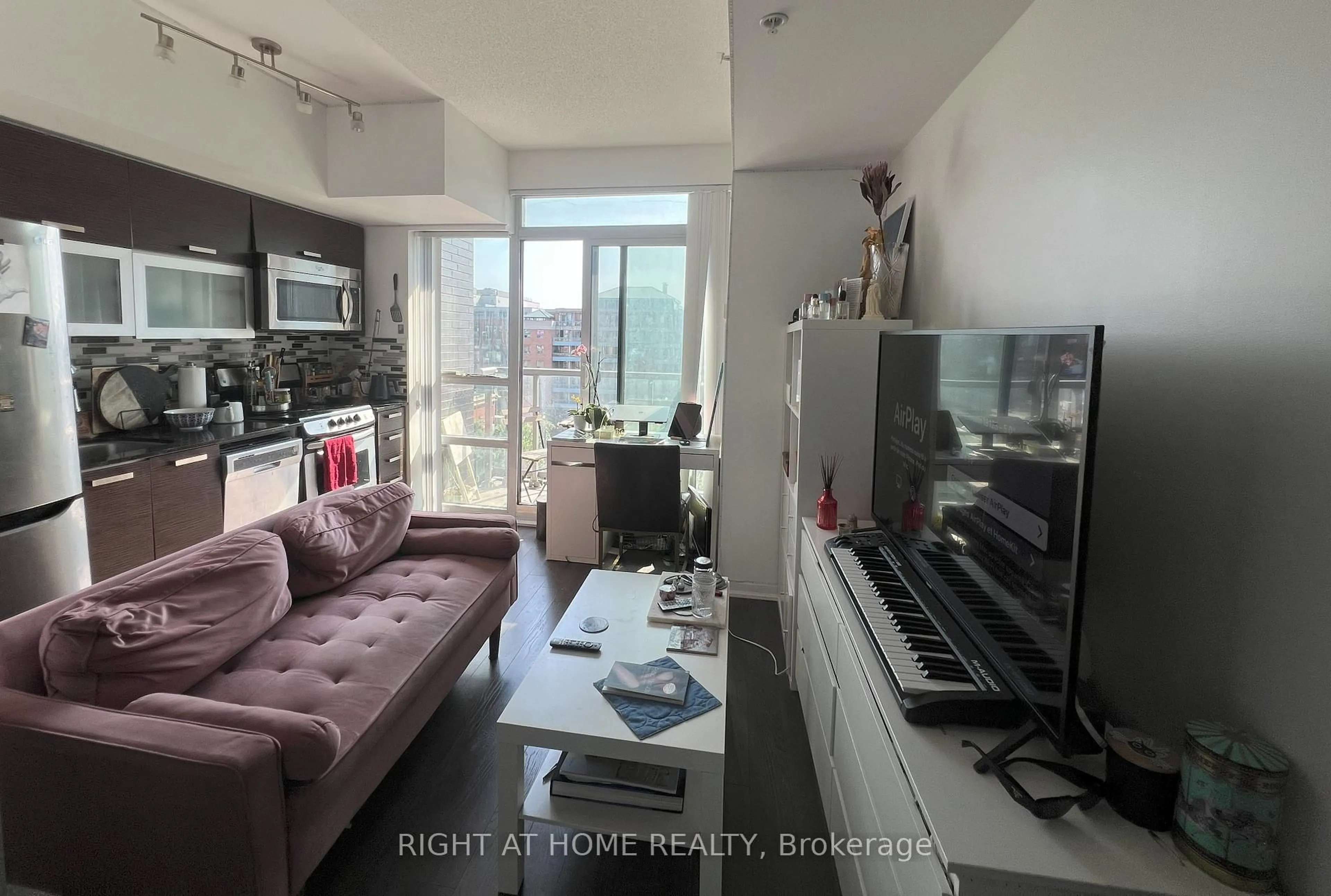 Unknown for 68 Abell St #846, Toronto Ontario M6J 0B1