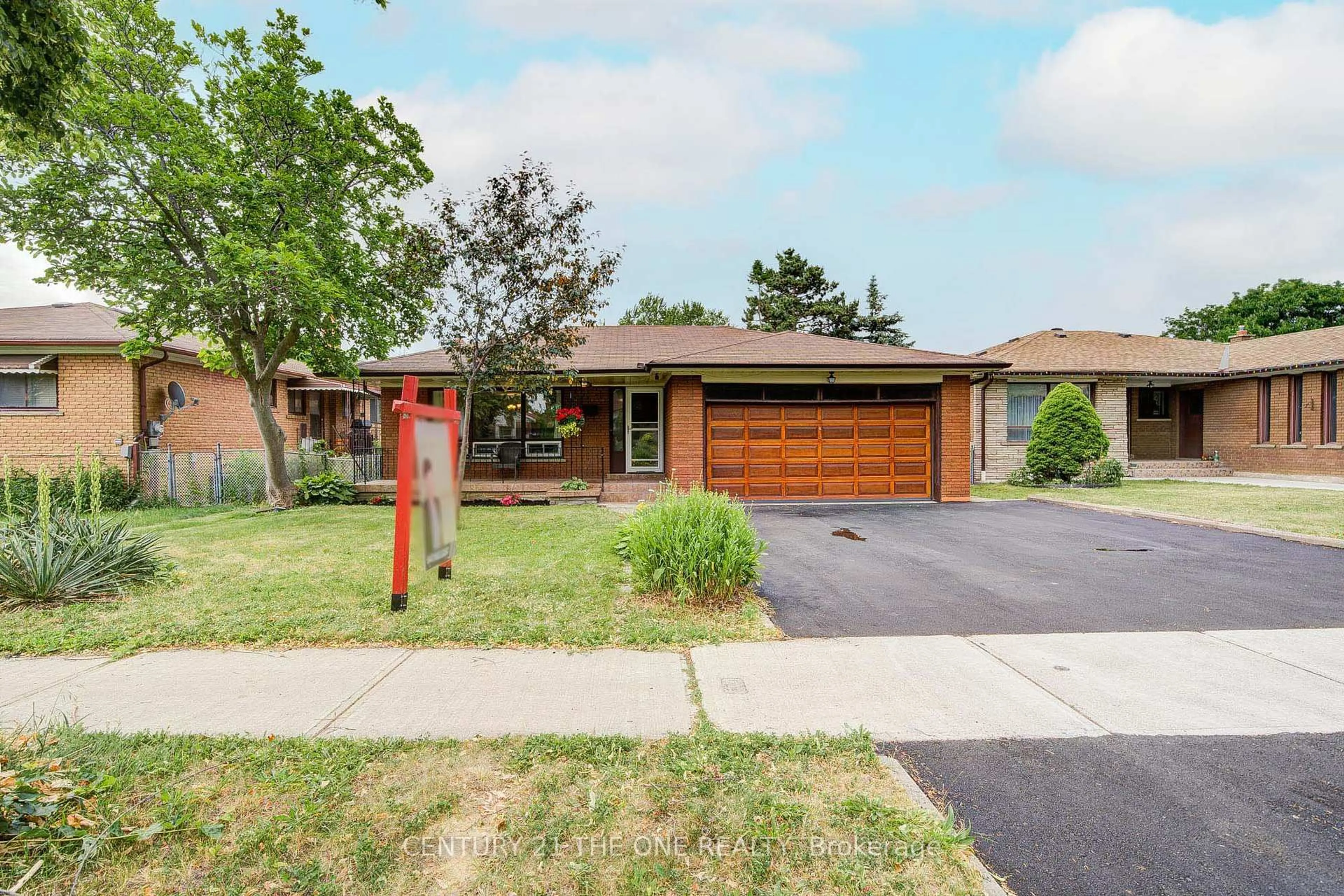 Home with brick exterior material, street for 103 Margaret Ave, Toronto Ontario M2J 4C4